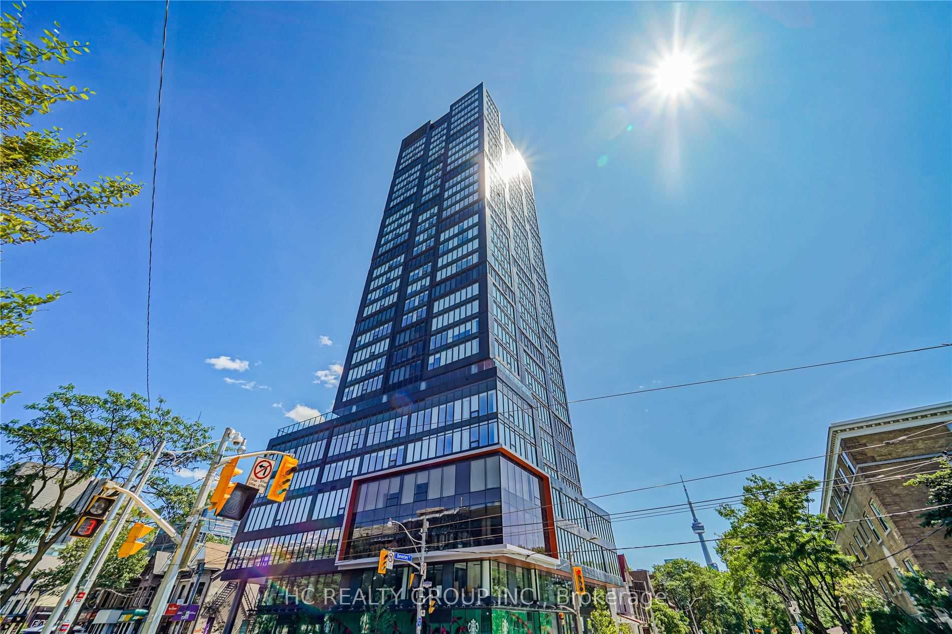 203 College Street 1505, Toronto, ON M5T 0C8 photo 3