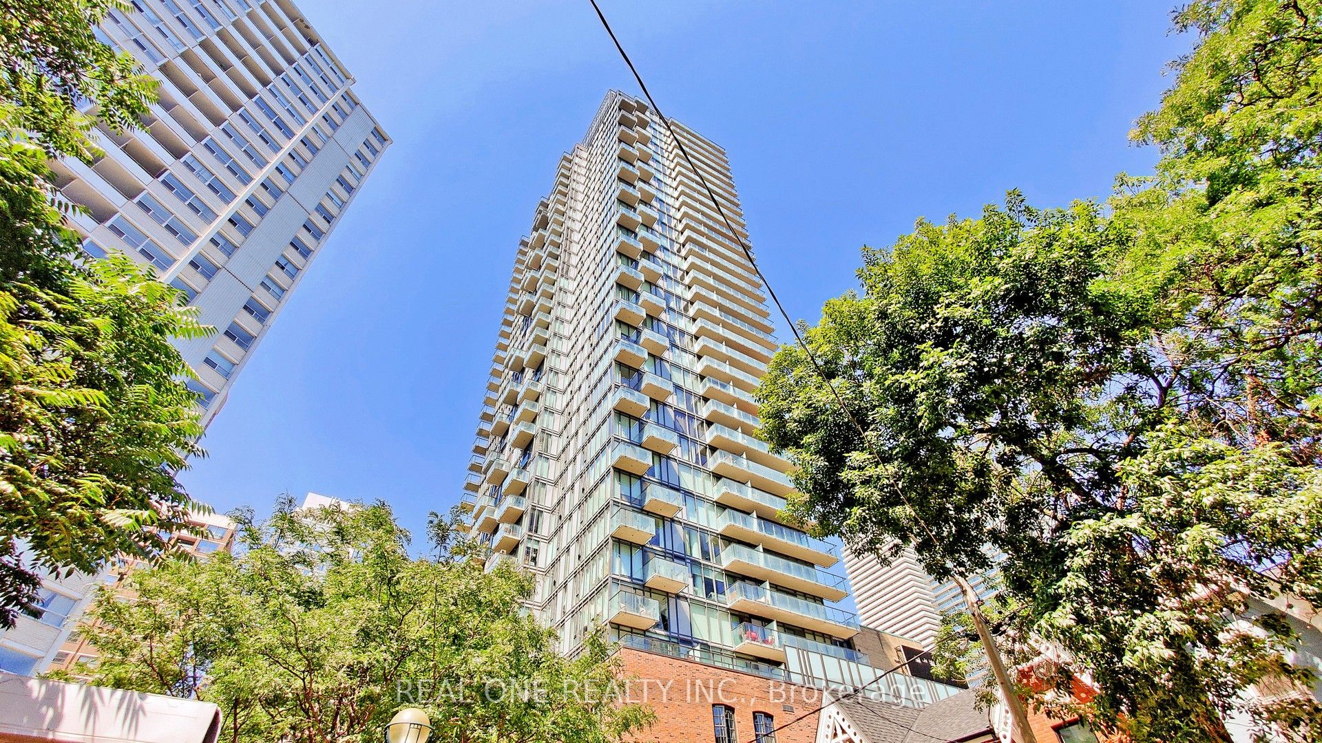 75 St Nicholas Street 1004, Toronto, ON M4Y 0A5