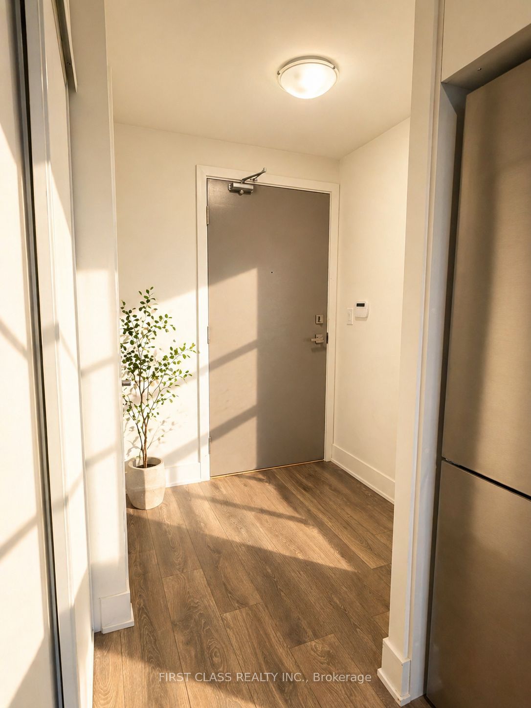 188 Fairview Mall Drive 728, Toronto, ON M2J 0H7 photo 3