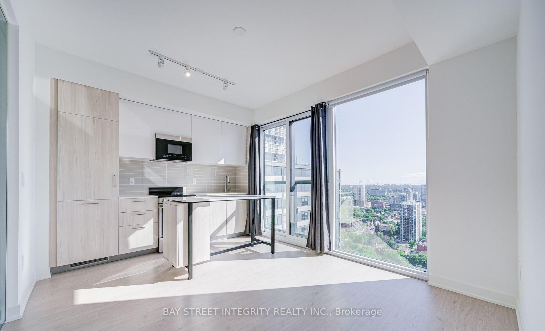 65 Mutual Street 3201, Toronto, ON M5B 0E5 photo 5