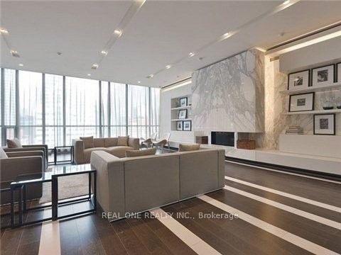 8 Charlotte Street 2702, Toronto, ON M5V 1L5 photo 3