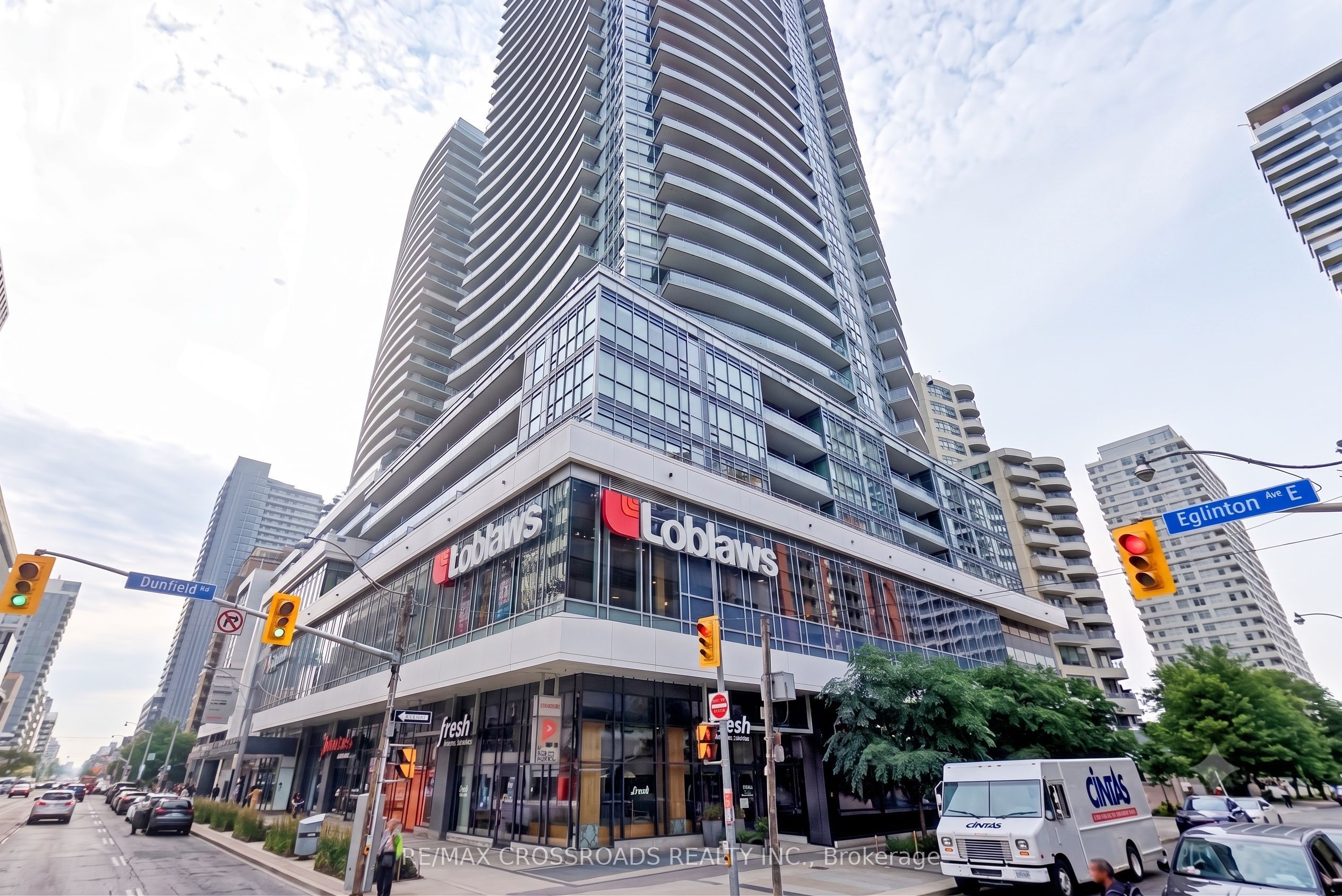 89 Dunfield Avenue 2202, Toronto, ON M4S 0A4 photo 2
