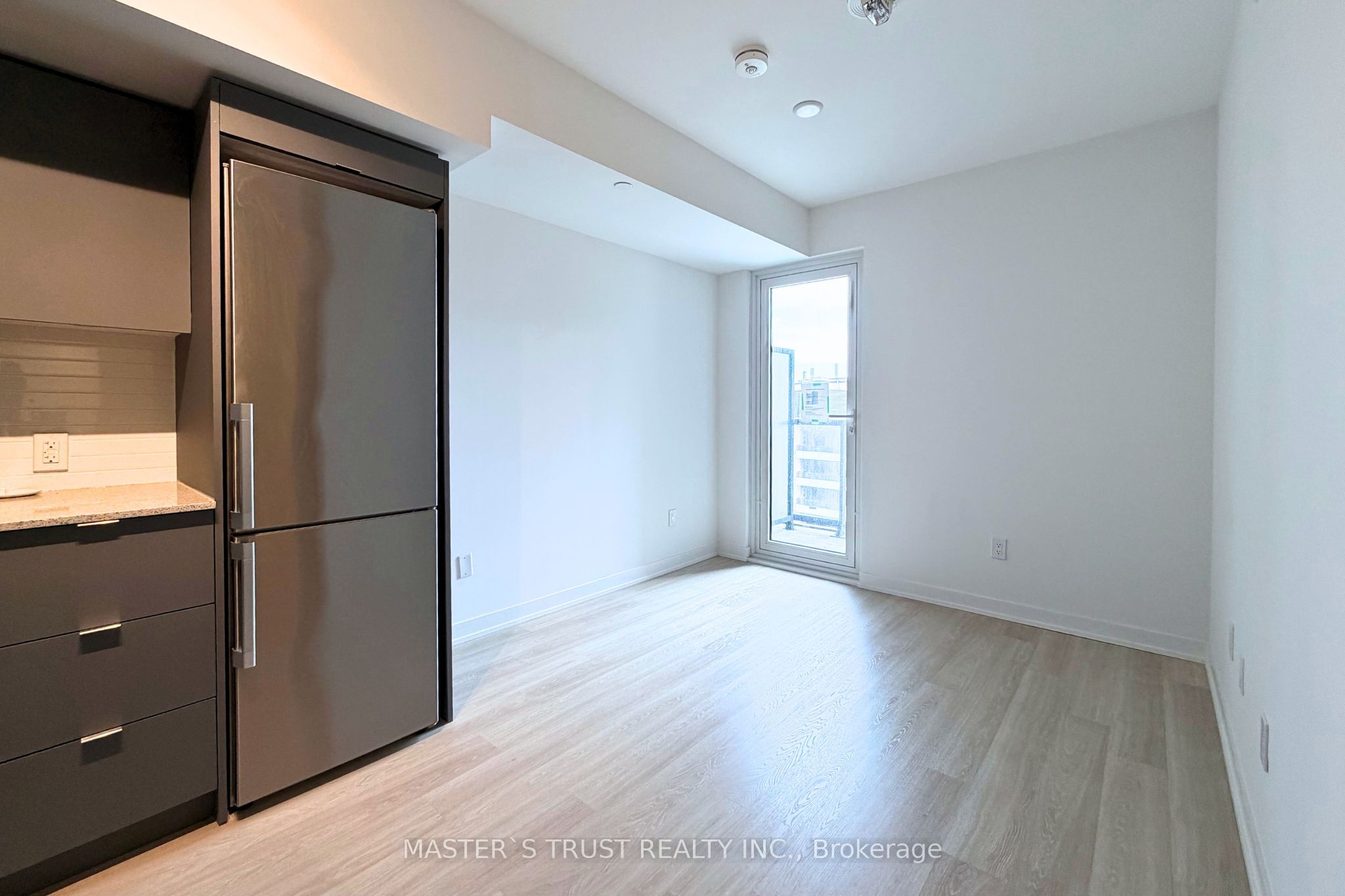 500 Wilson Avenue 629, Toronto, ON M3H 0E5 photo 2