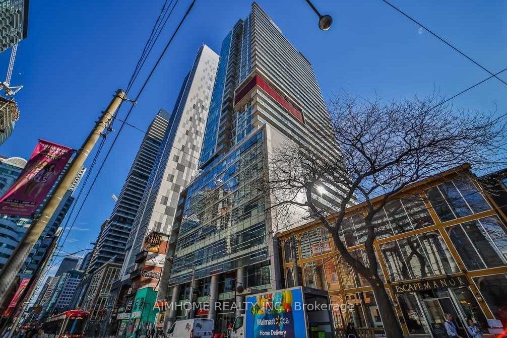 375 King Street 2208, Toronto, ON M5V 1K1