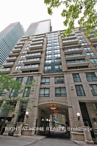35 Hayden Street 1413, Toronto, ON M4Y 3C3