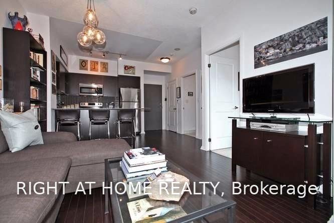 35 Hayden Street 1413, Toronto, ON M4Y 3C3 photo 5