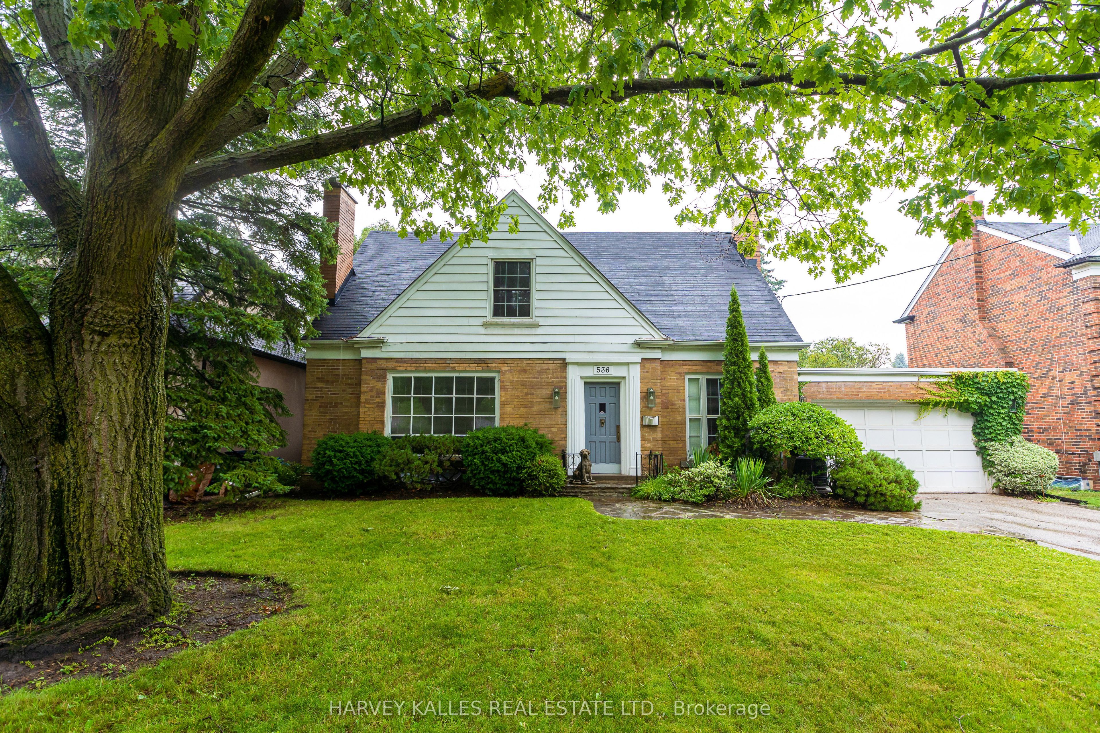 536 Blythwood Road, Toronto, ON M4N 1B3