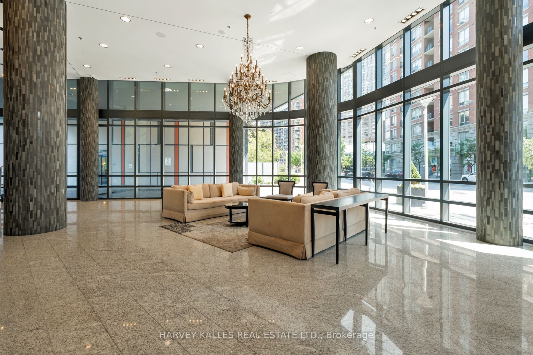 825 Church Street 1609, Toronto, ON M4W 3Z4 photo 5