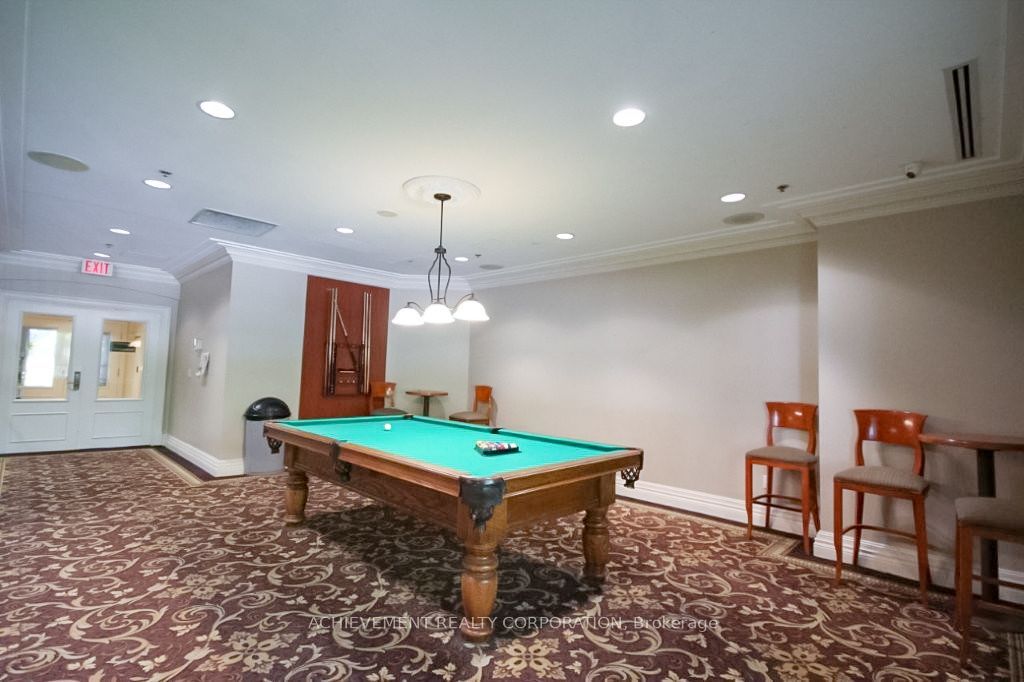 18 Sommerset Way 1016, Toronto, ON M2N 6X5 photo 4