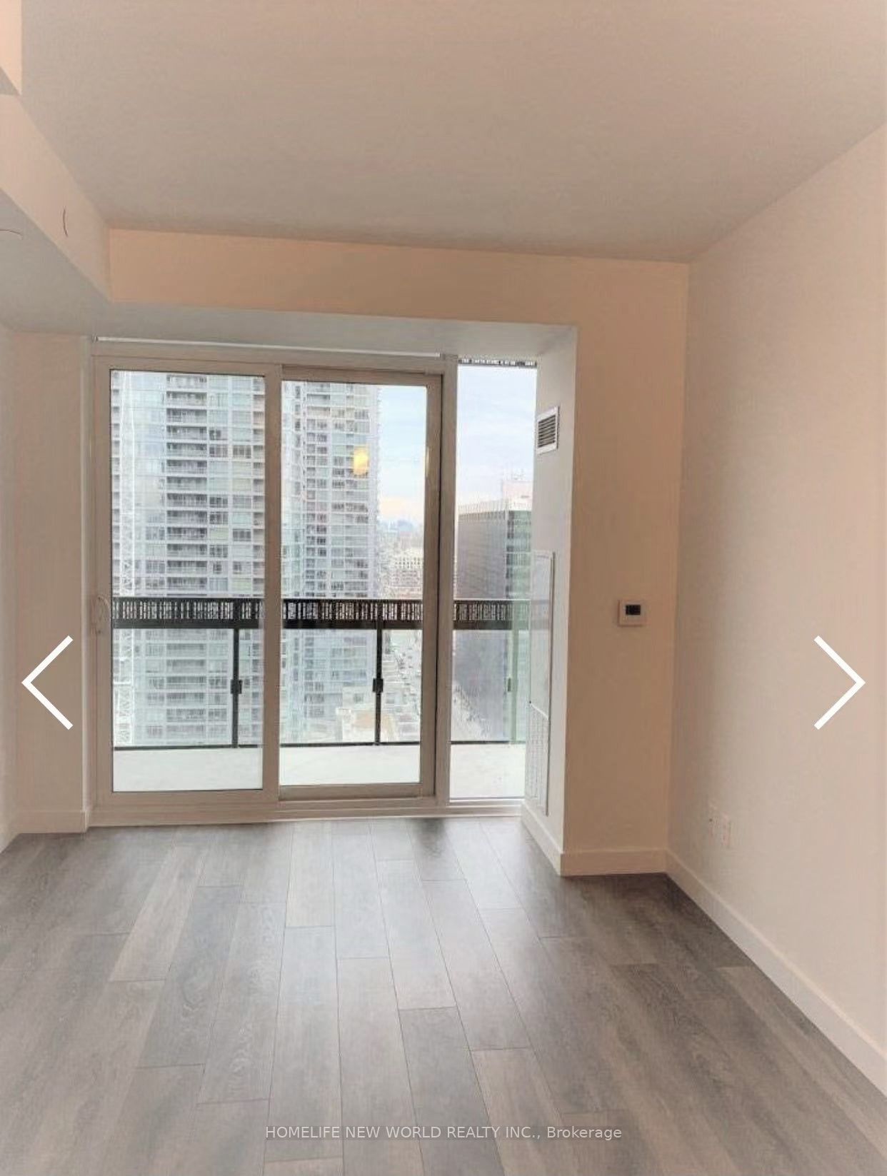8 Eglinton Avenue E 1401, Toronto, ON M4P 0C1 photo 4