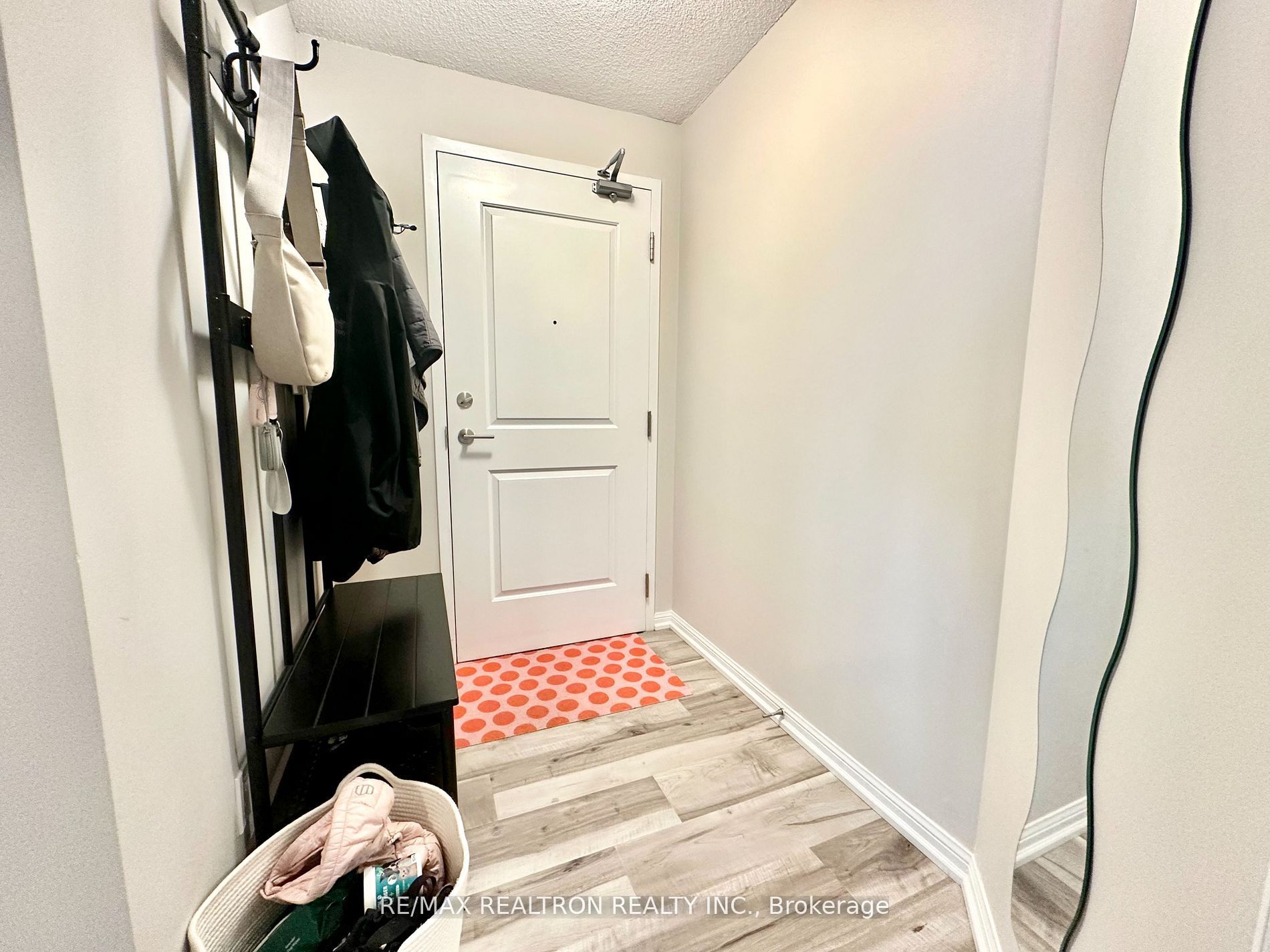 85 East Liberty Street 1006, Toronto, ON M6K 3R4 photo 2