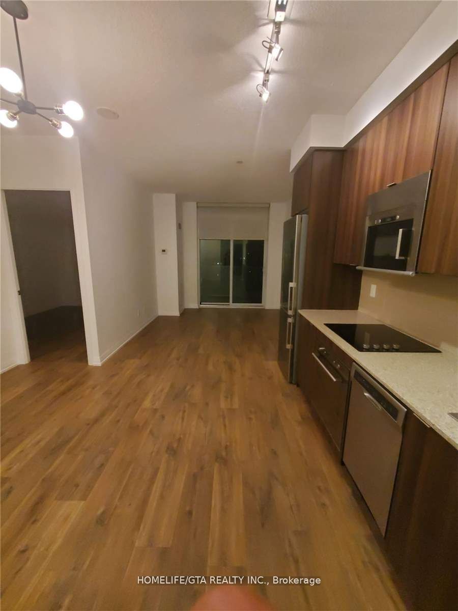 101 Erskine Avenue 605, Toronto, ON M4P 1Y5 photo 4