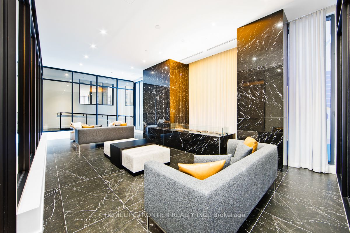 308 Jarvis Street 1405, Toronto, ON M5B 2B4 photo 3
