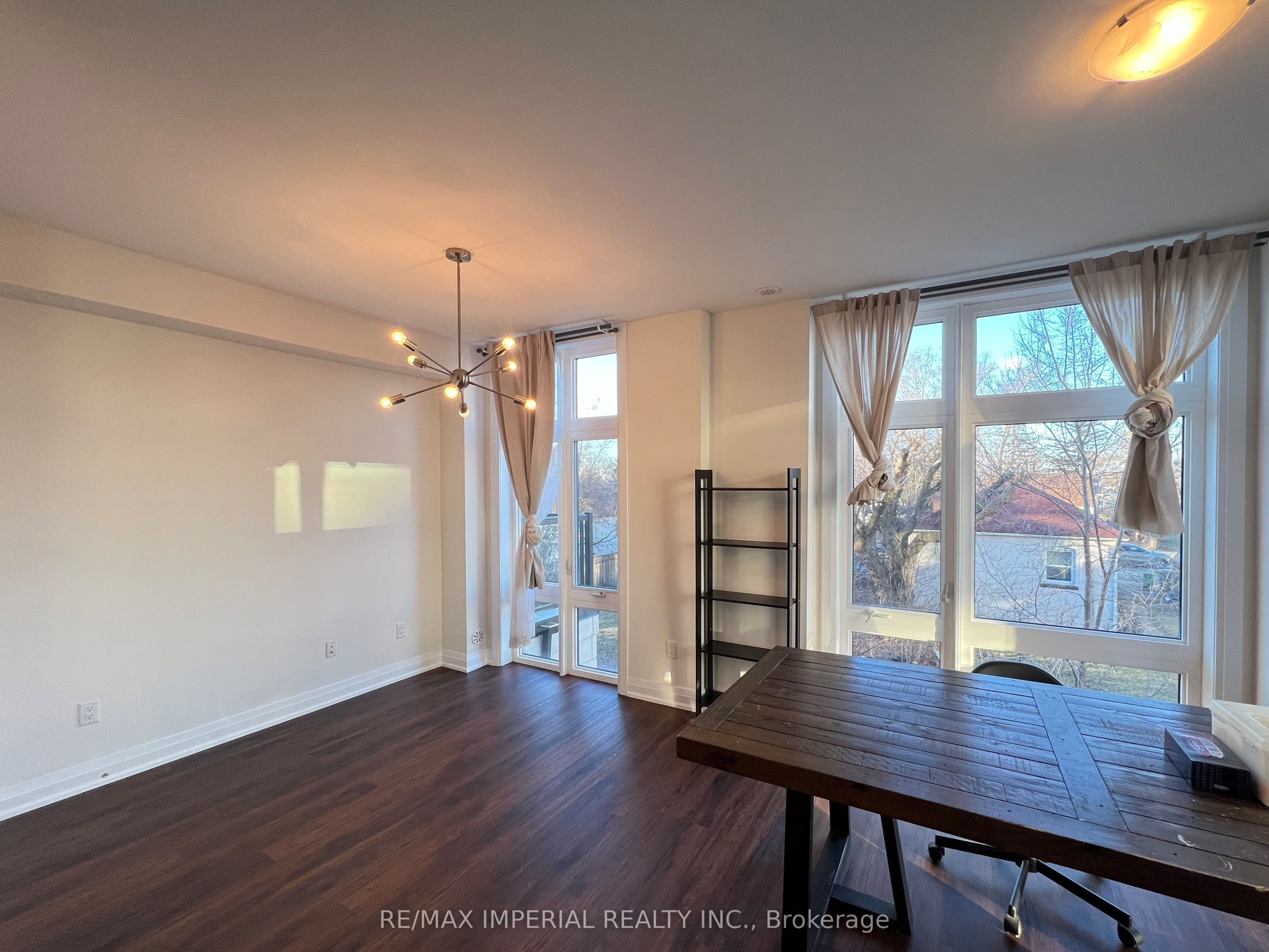 23 Eldora Avenue 93, Toronto, ON M2M 1R3 photo 2