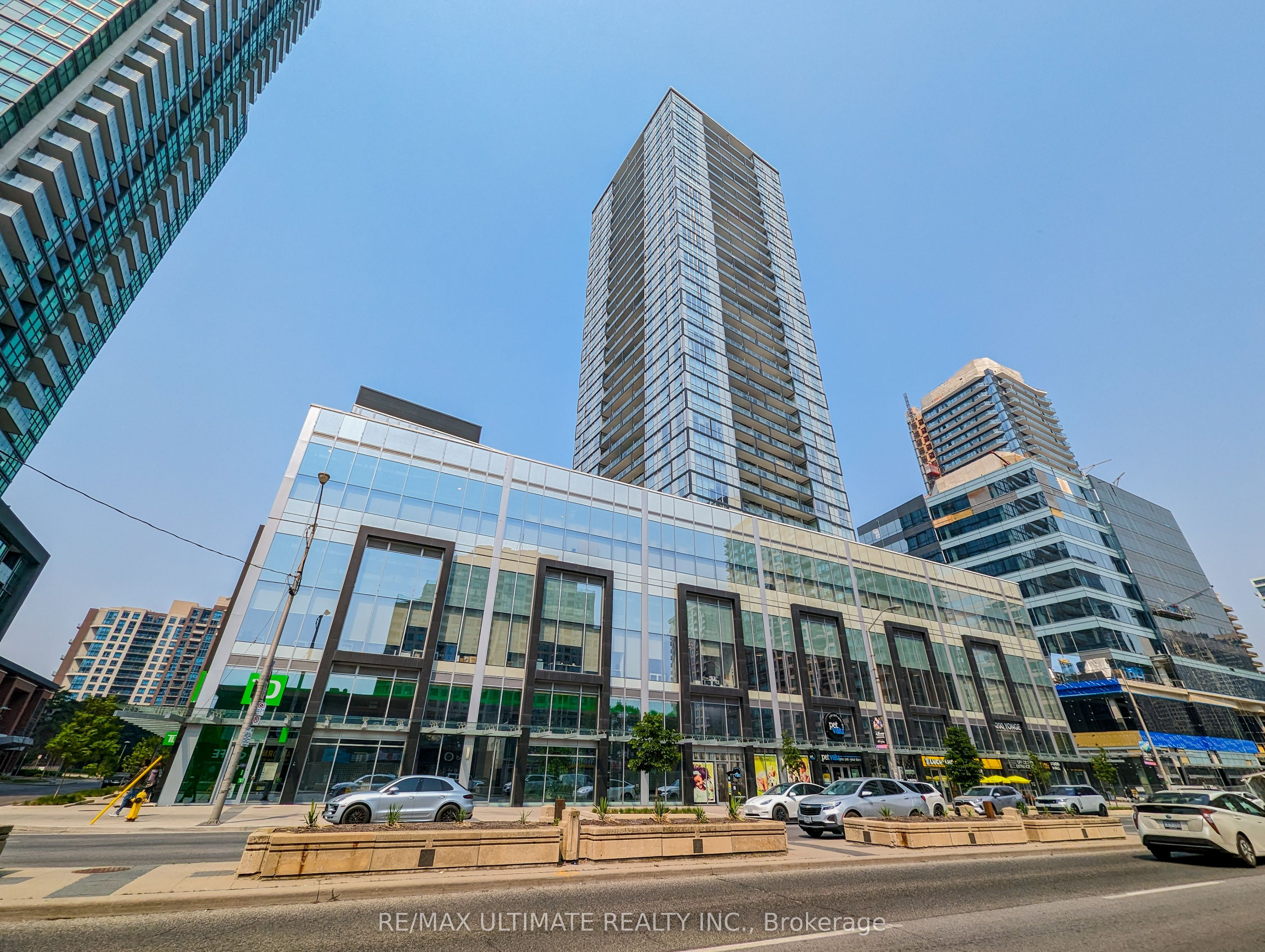 5180 Yonge Street 1412, Toronto, ON M2N 0K5 photo 4