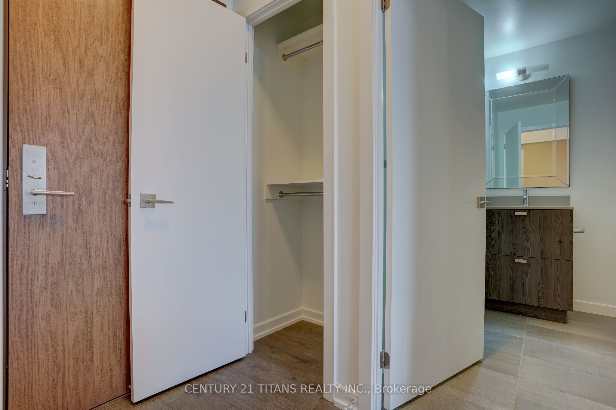 56 Forest Manor Road 1305, Toronto, ON M2J 1M1 photo 3
