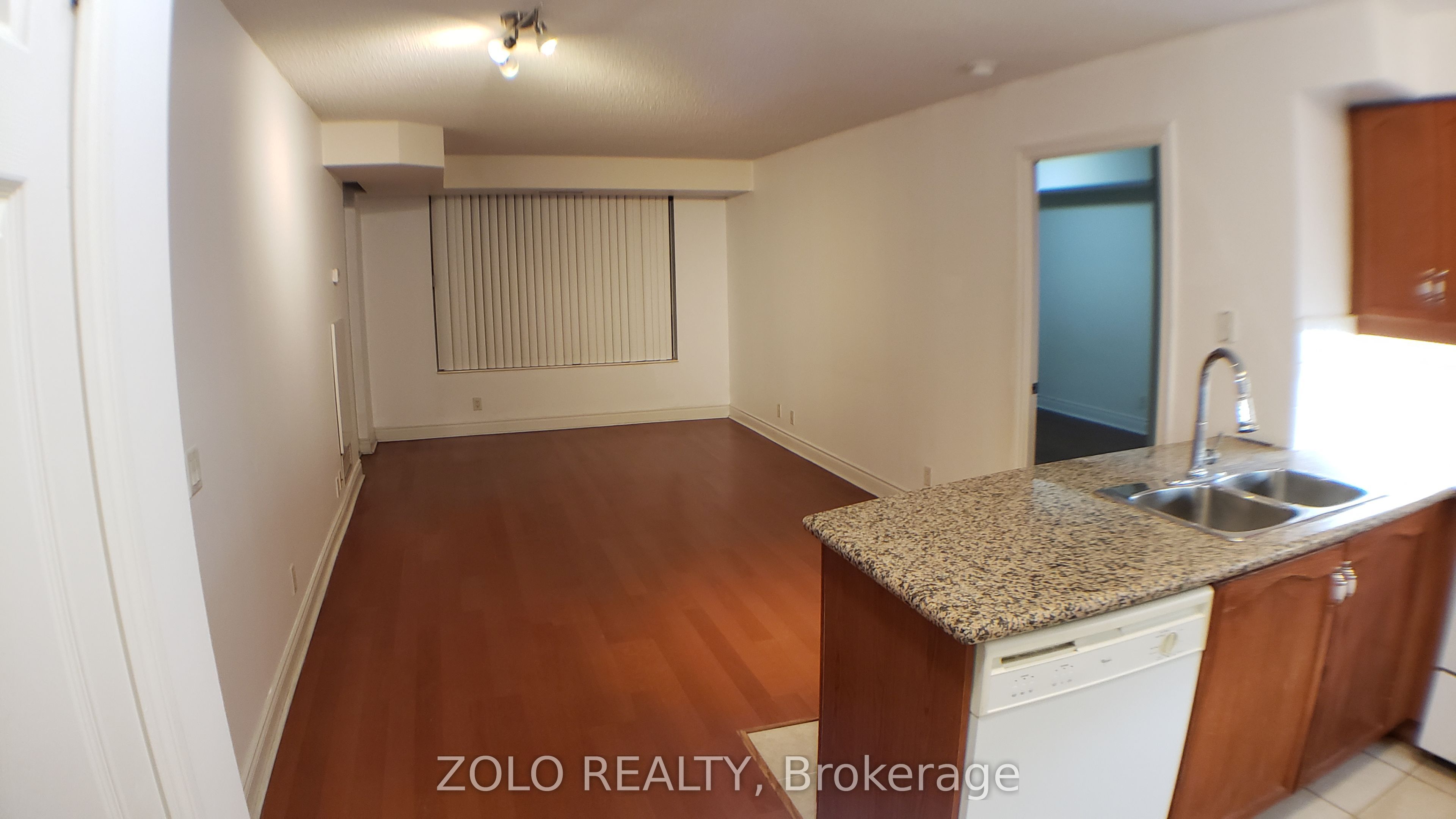 78 Harrison Garden Boulevard 511, Toronto, ON M2N 7E2 photo 4