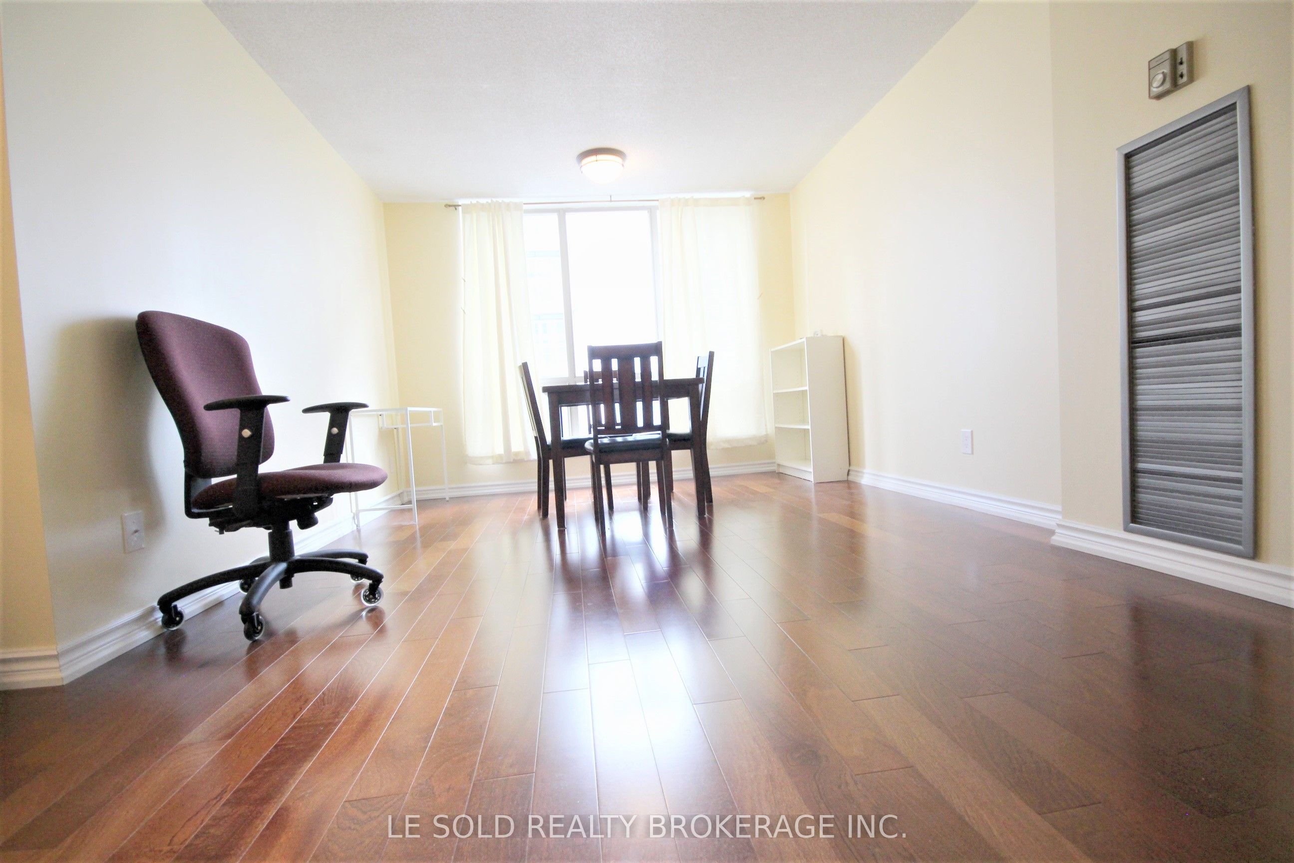 40 Scollard Street 602, Toronto, ON M5R 3S1 photo 4