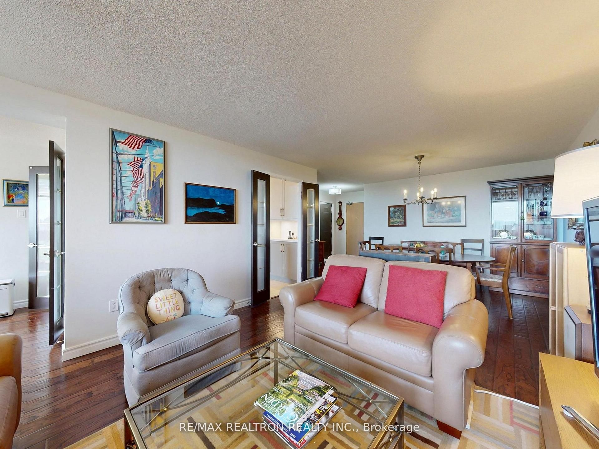 5 Kenneth Avenue 1208, Toronto, ON M2N 6M7 photo 5