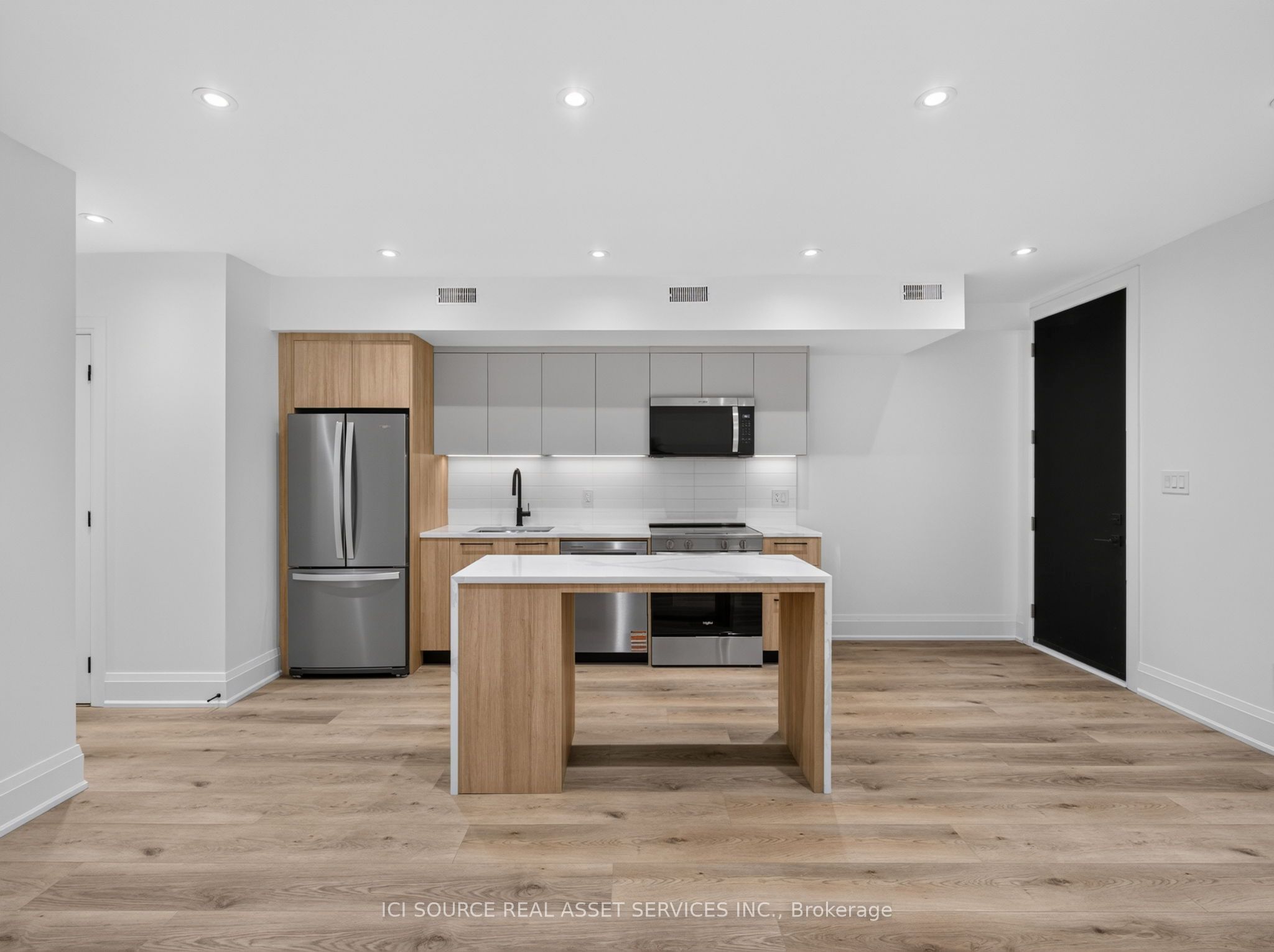 28 Norcross Road Unit 5, Toronto, ON M3H 2R4 photo 4