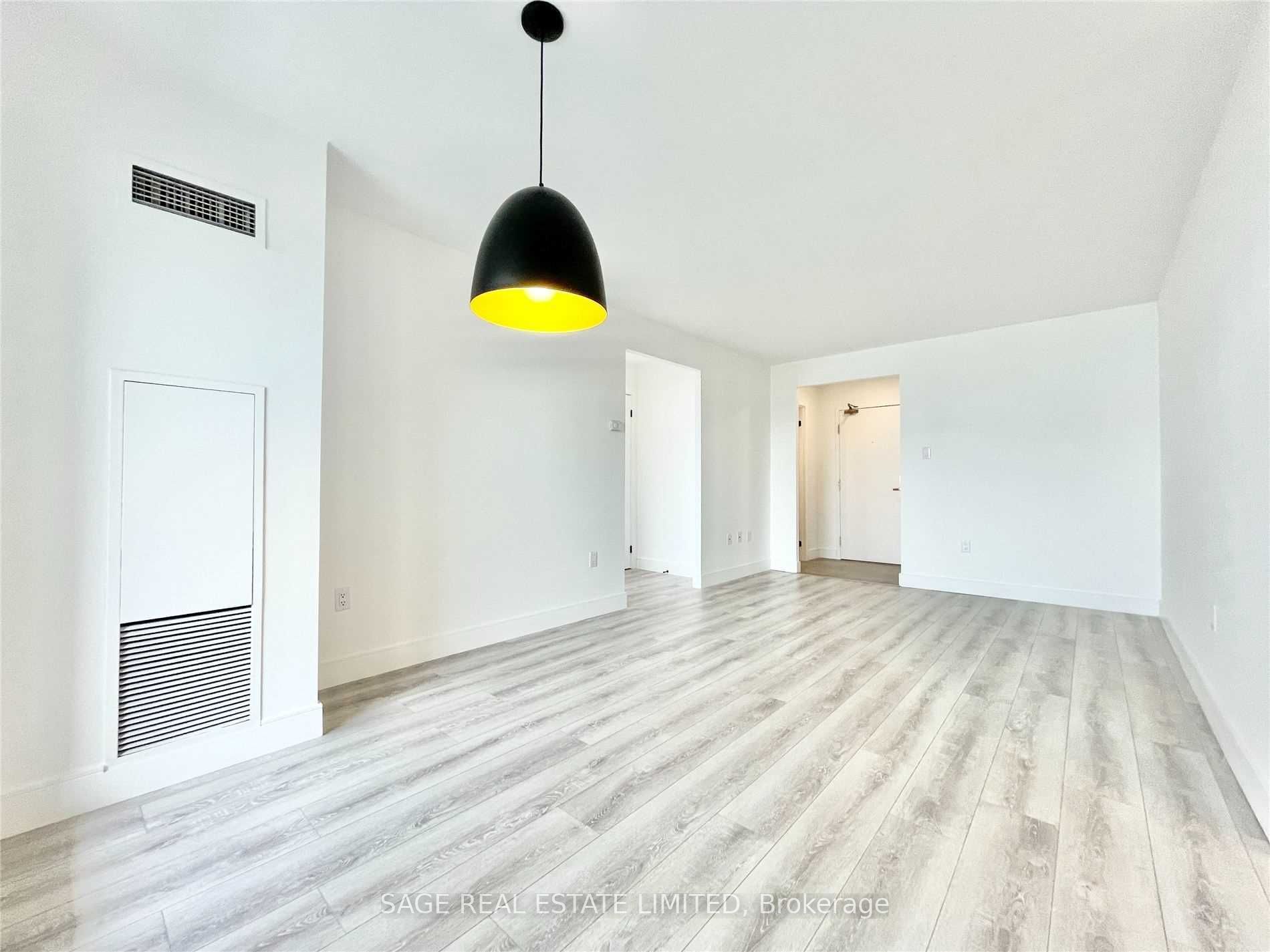 887 Bay Street 1408, Toronto, ON M5S 3K4 photo 4
