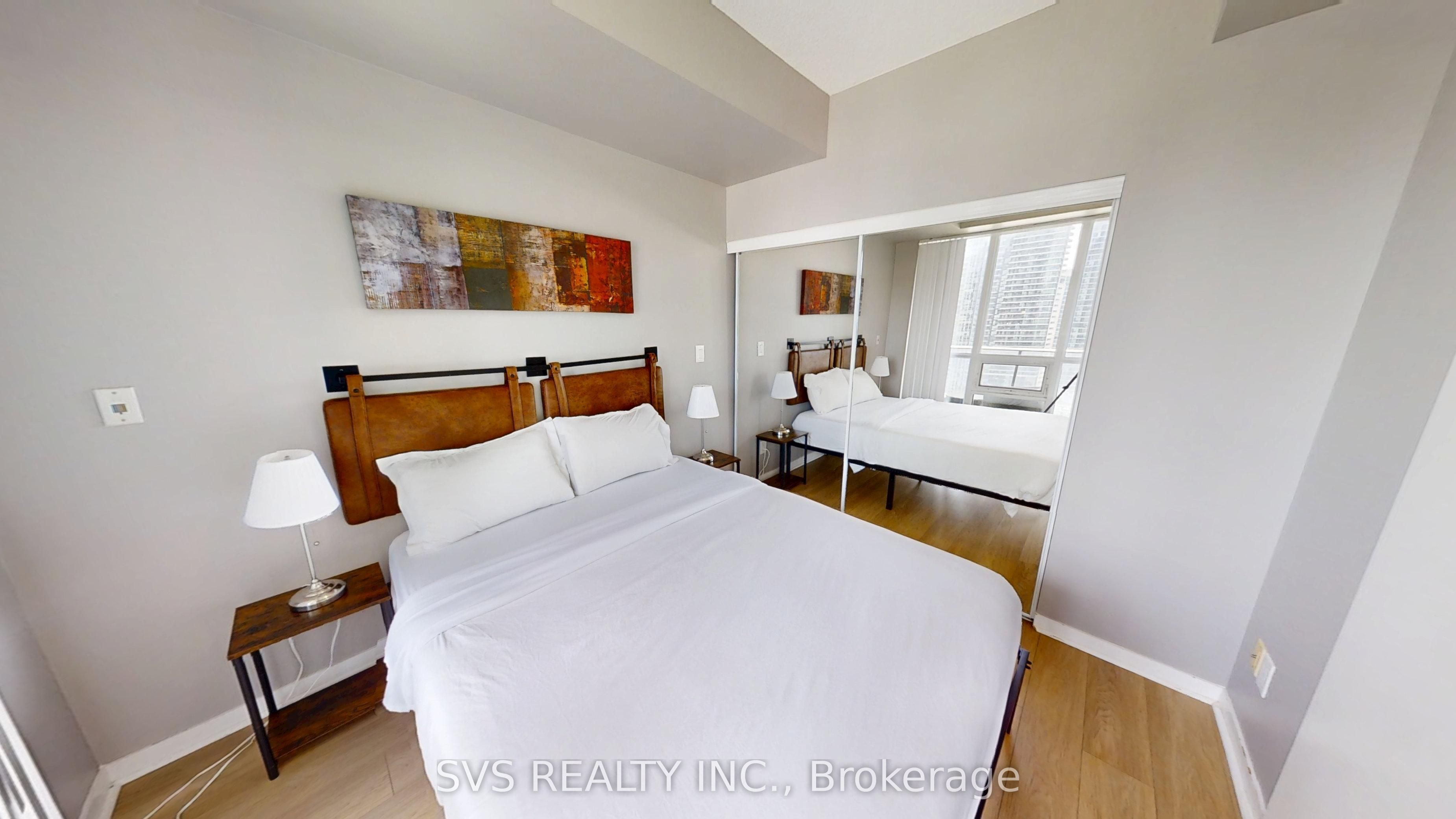 55 Bremner Boulevard 1705, Toronto, ON M5J 0A6 photo 5
