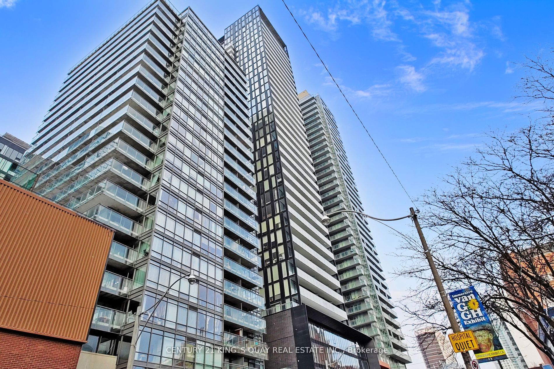 28 Wellesley Street E 1501, Toronto, ON M4Y 0C4 photo 2