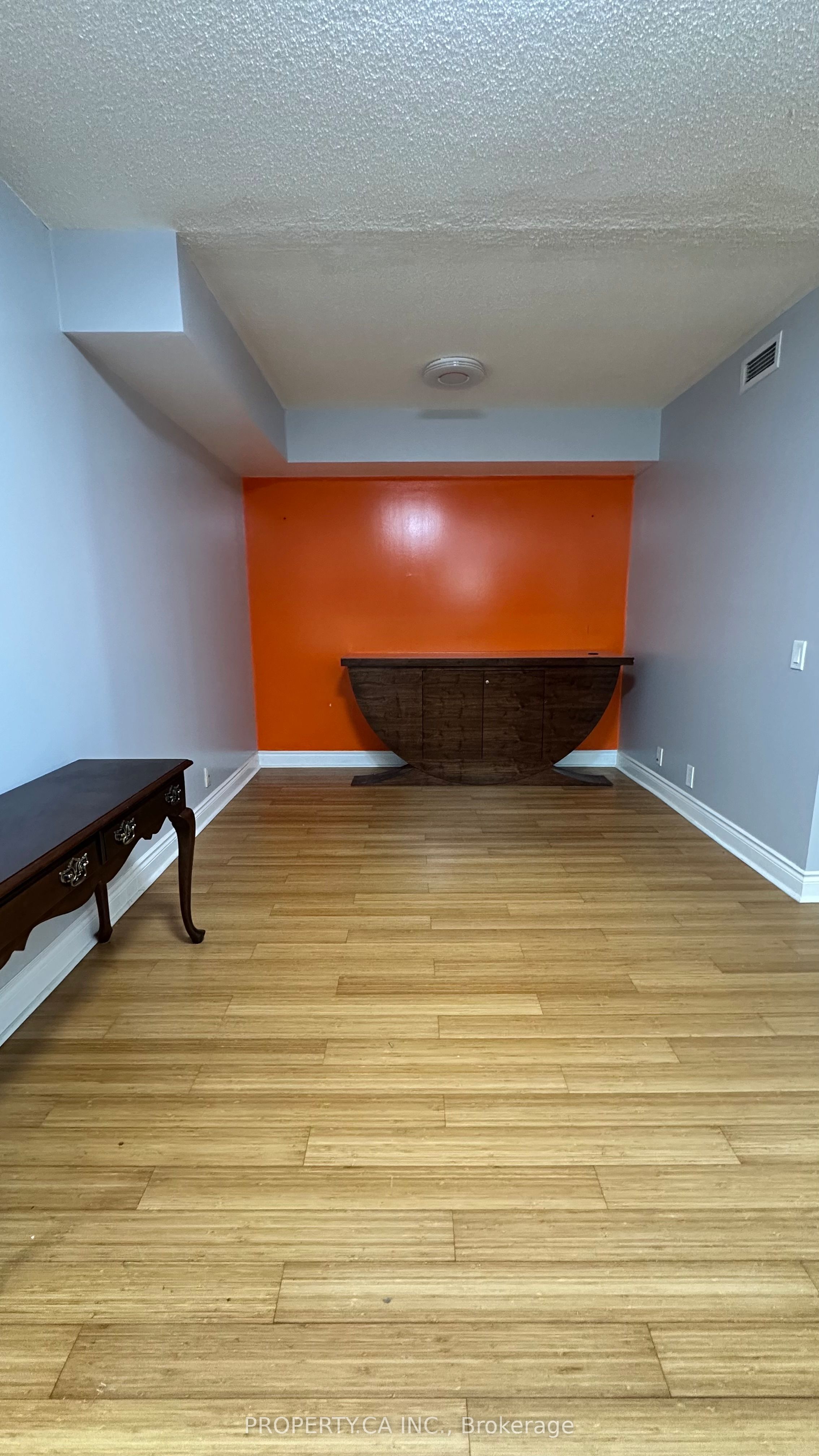 80 Harrison Garden Boulevard 221, Toronto, ON M2N 7E3 photo 4