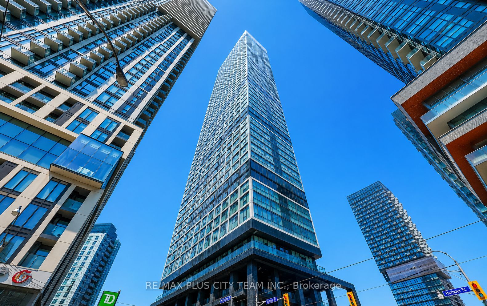 181 Dundas Street E 1901, Toronto, ON M5A 0N5