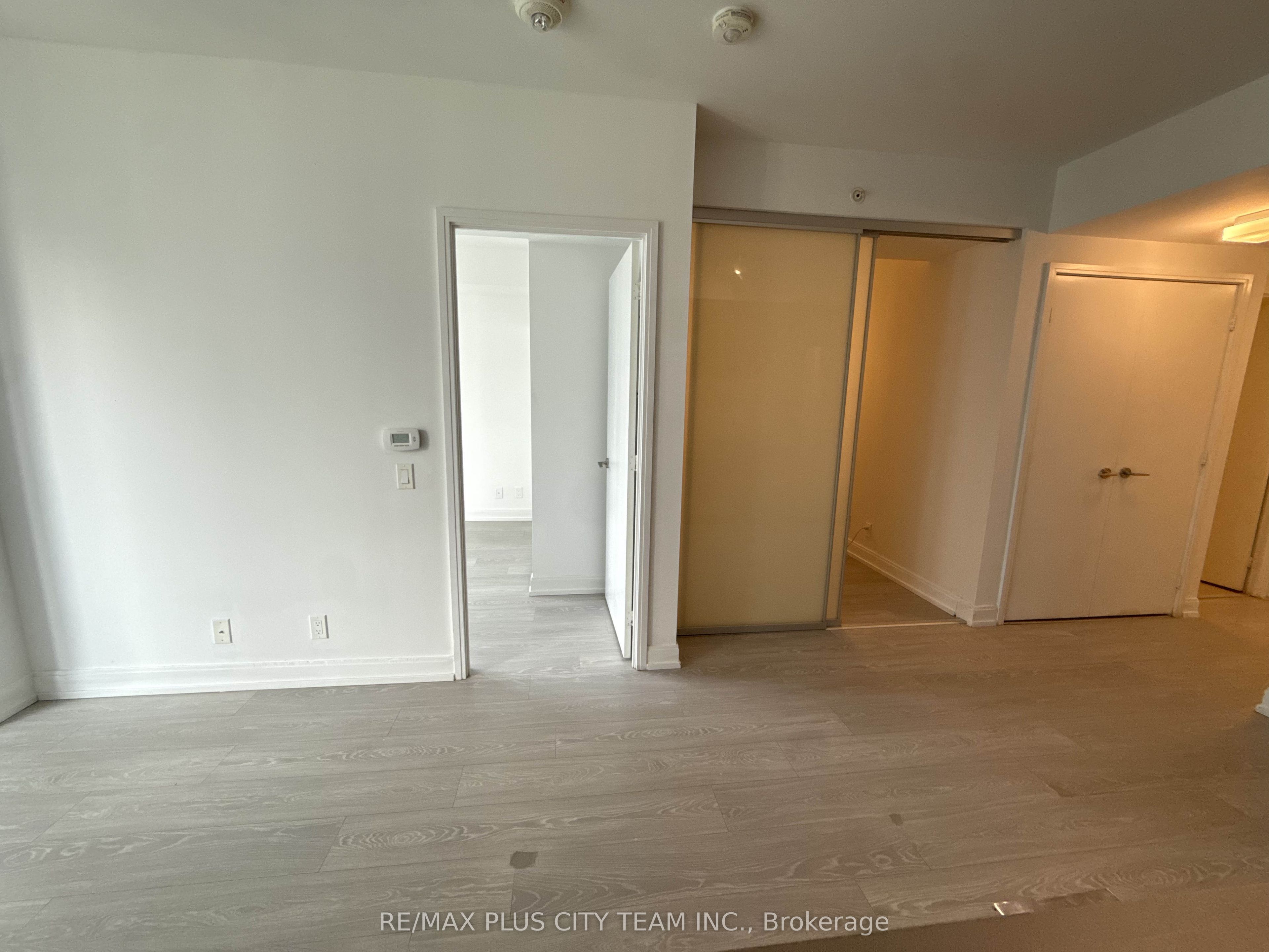 181 Dundas Street E 1901, Toronto, ON M5A 0N5 photo 4