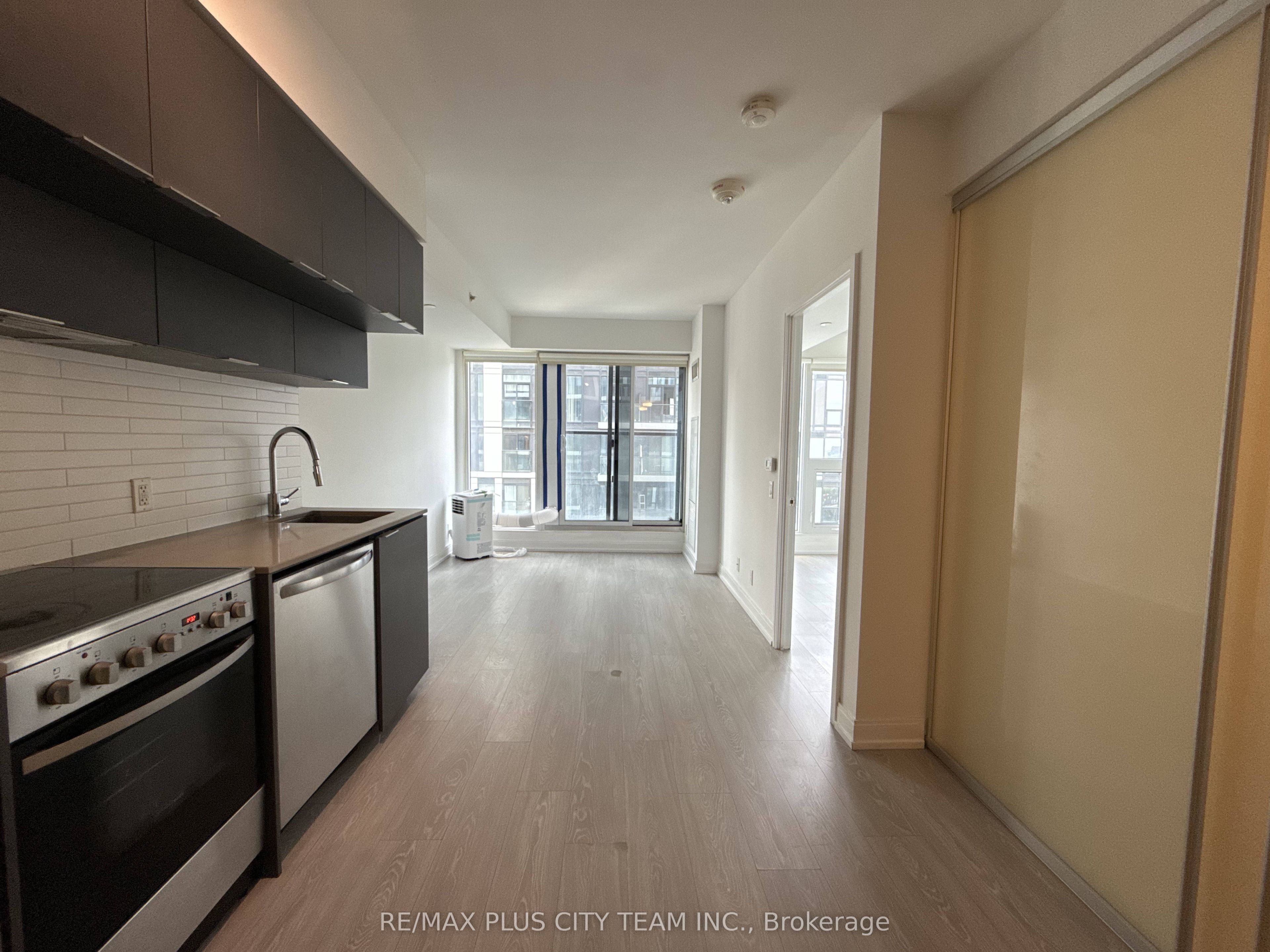 181 Dundas Street E 1901, Toronto, ON M5A 0N5 photo 5