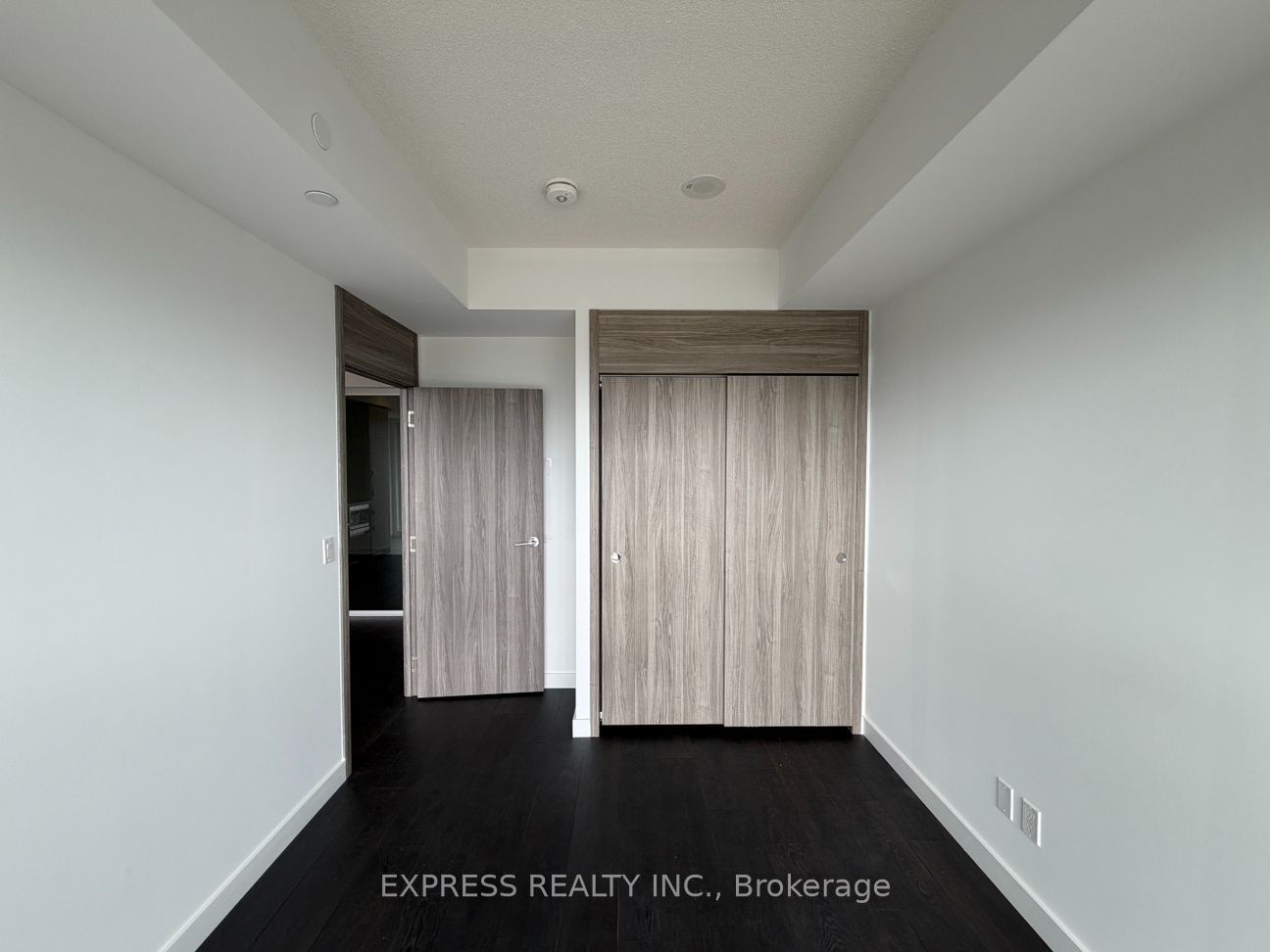 75 Billes Heights 2106, Toronto, ON M2K 0J8 photo 5