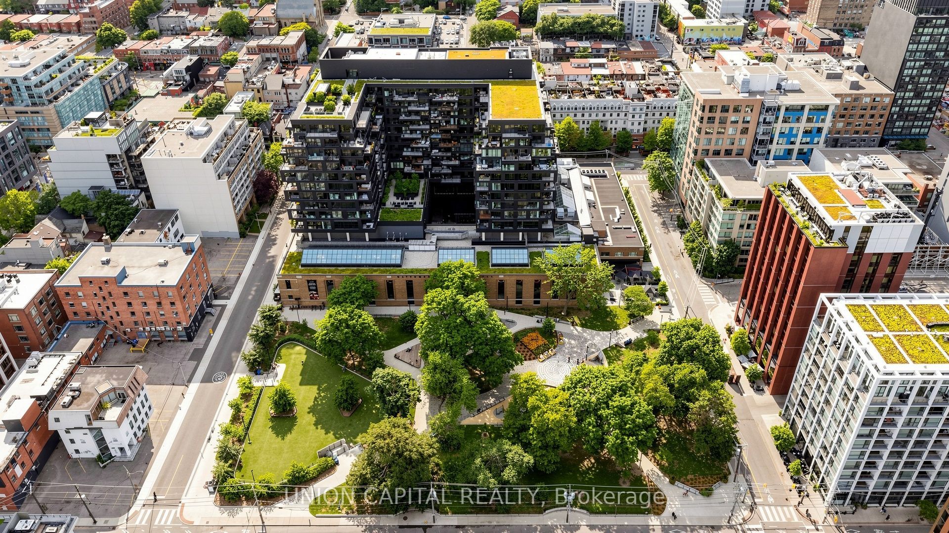 505 Richmond Street W 714, Toronto, ON M5V 0P4 photo 2
