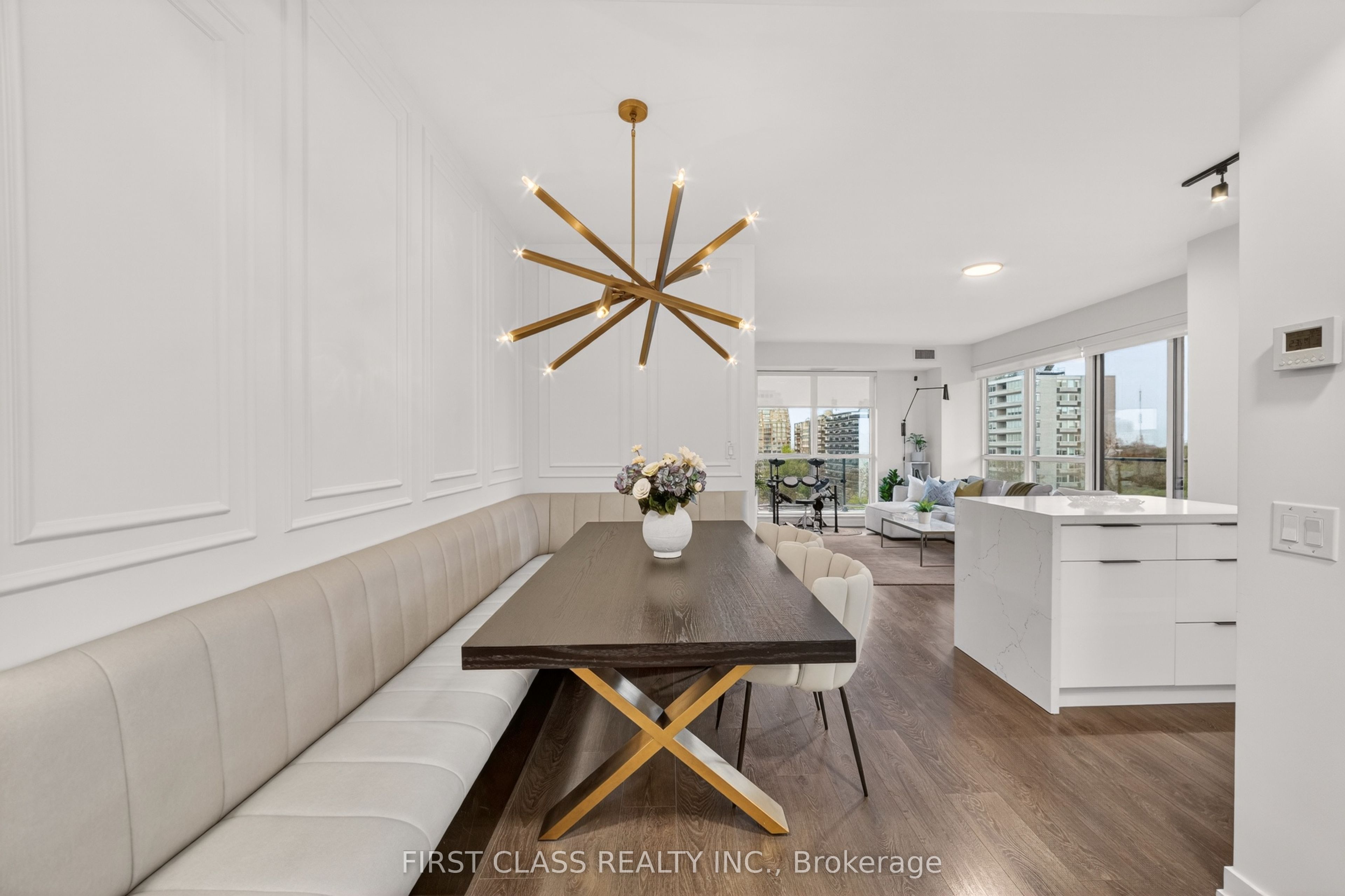 609 Avenue Road 707, Toronto, ON M4V 0B1 photo 5