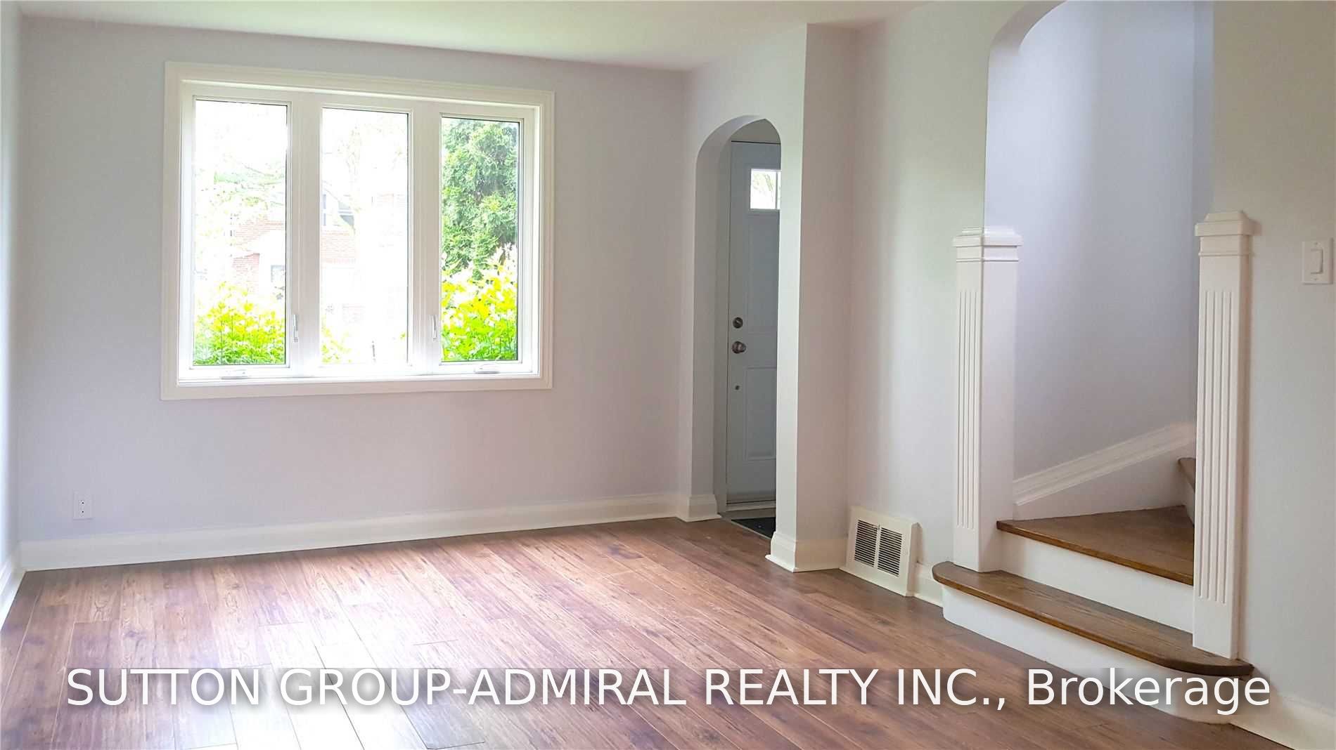 112 Glenvale Boulevard, Toronto, ON M4G 2V9 photo 2