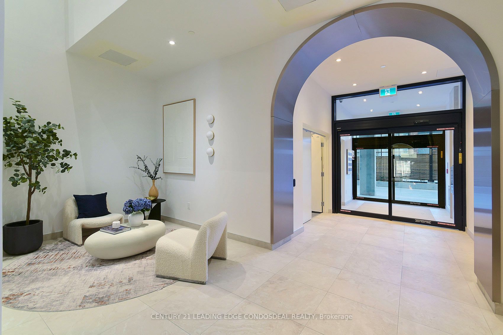181 Sterling Road 315, Toronto, ON M6R 2B2 photo 5