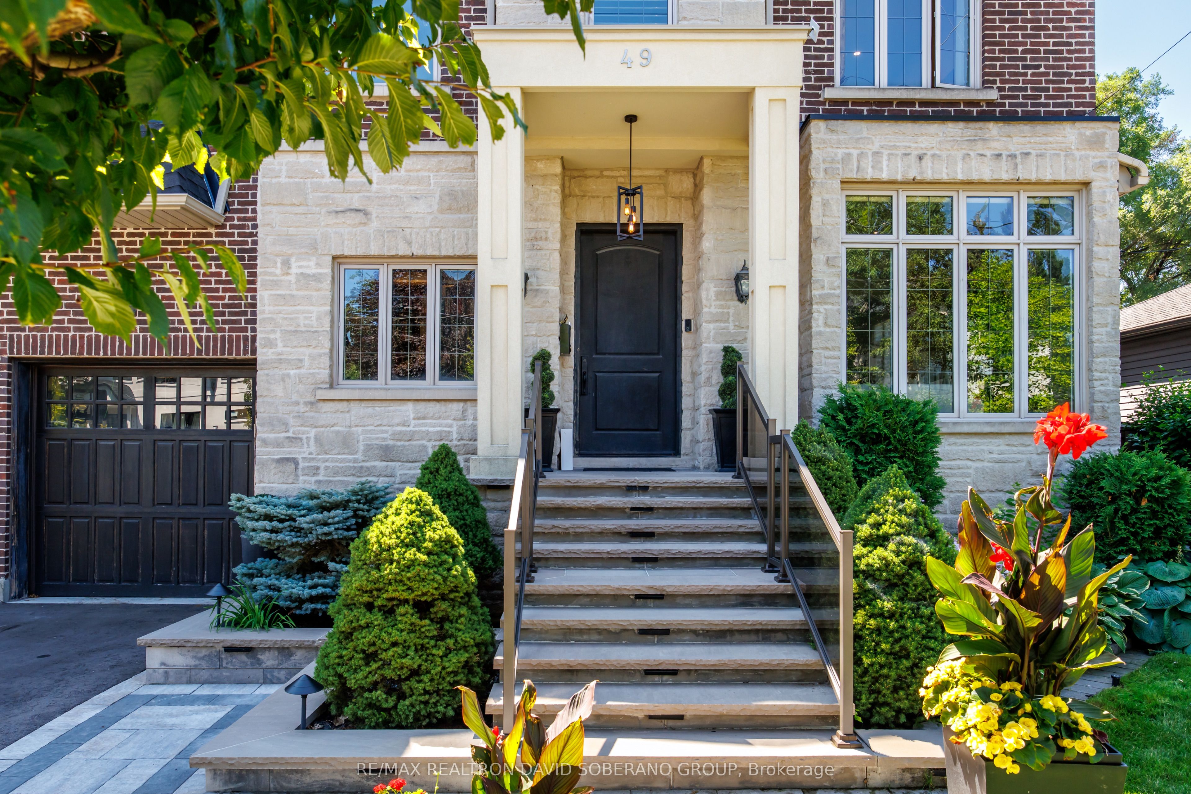 49 Verwood Avenue, Toronto, ON M3H 2K8 photo 2