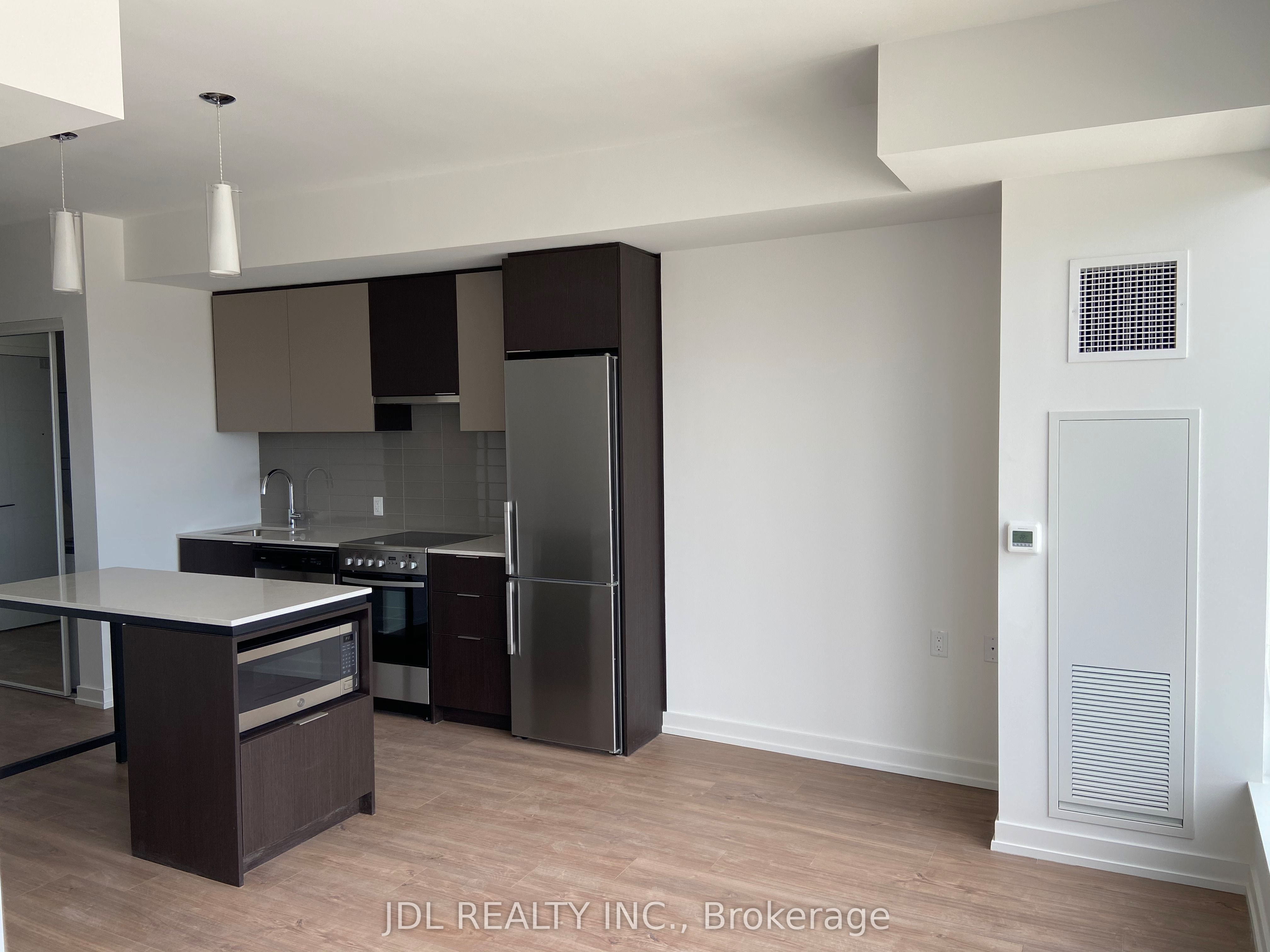 203 college Street 1306, Toronto, ON M5T 1P9 photo 2