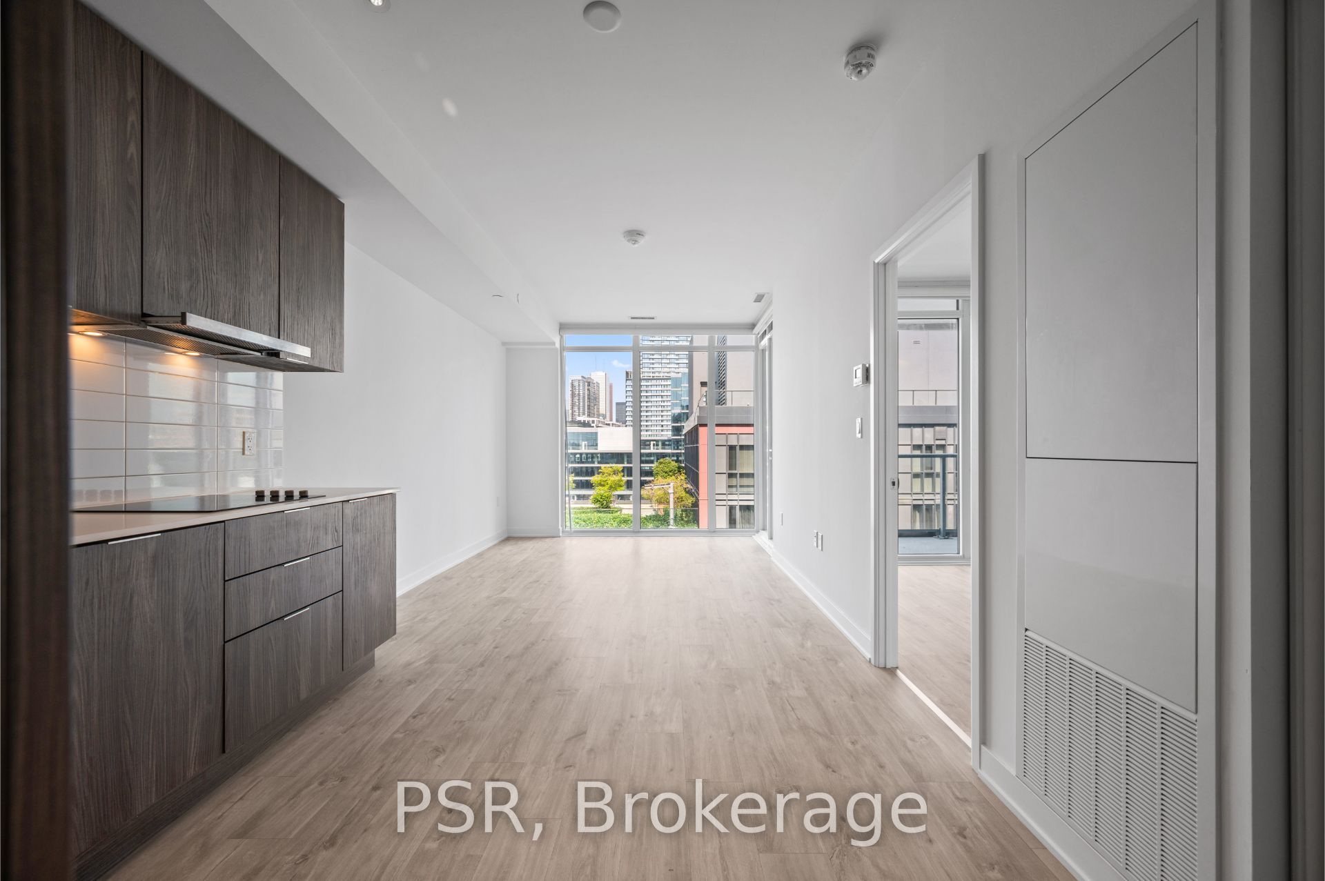 576 Front Street W 1220, Toronto, ON M5V 0P8