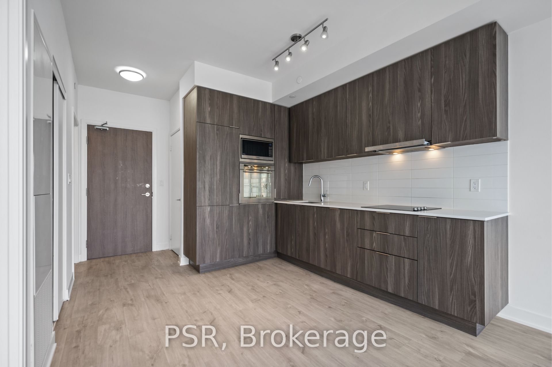 576 Front Street W 1220, Toronto, ON M5V 0P8 photo 5