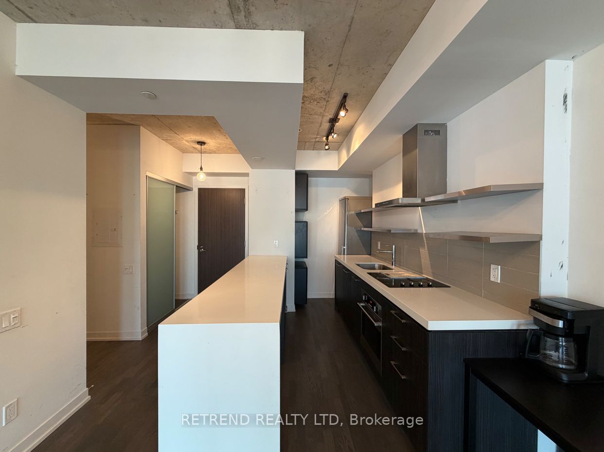 560 King Street W 610, Toronto, ON M5V 1M3 photo 5