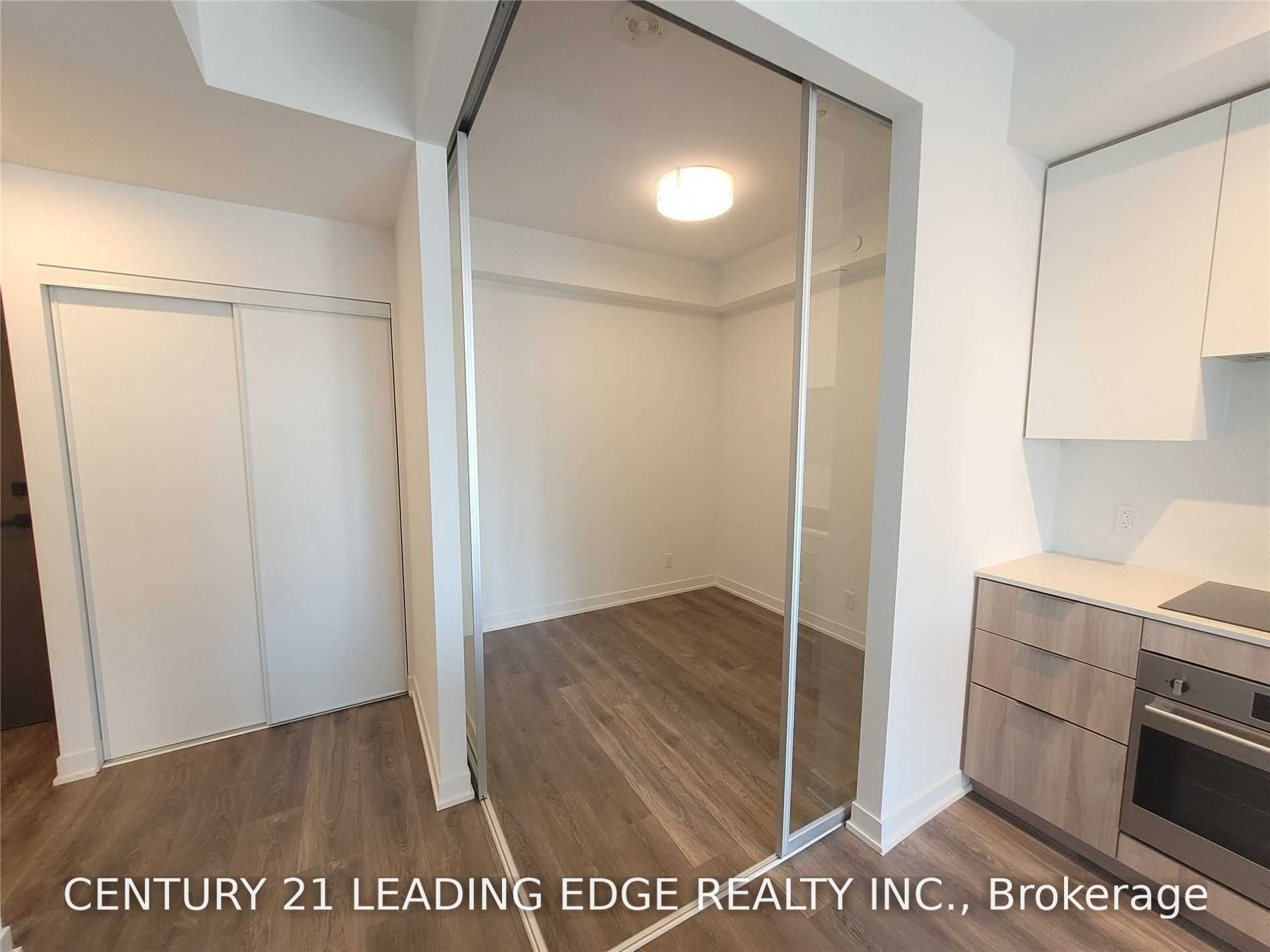 15 Holmes Avenue 1101, Toronto, ON M2N 0L4 photo 4