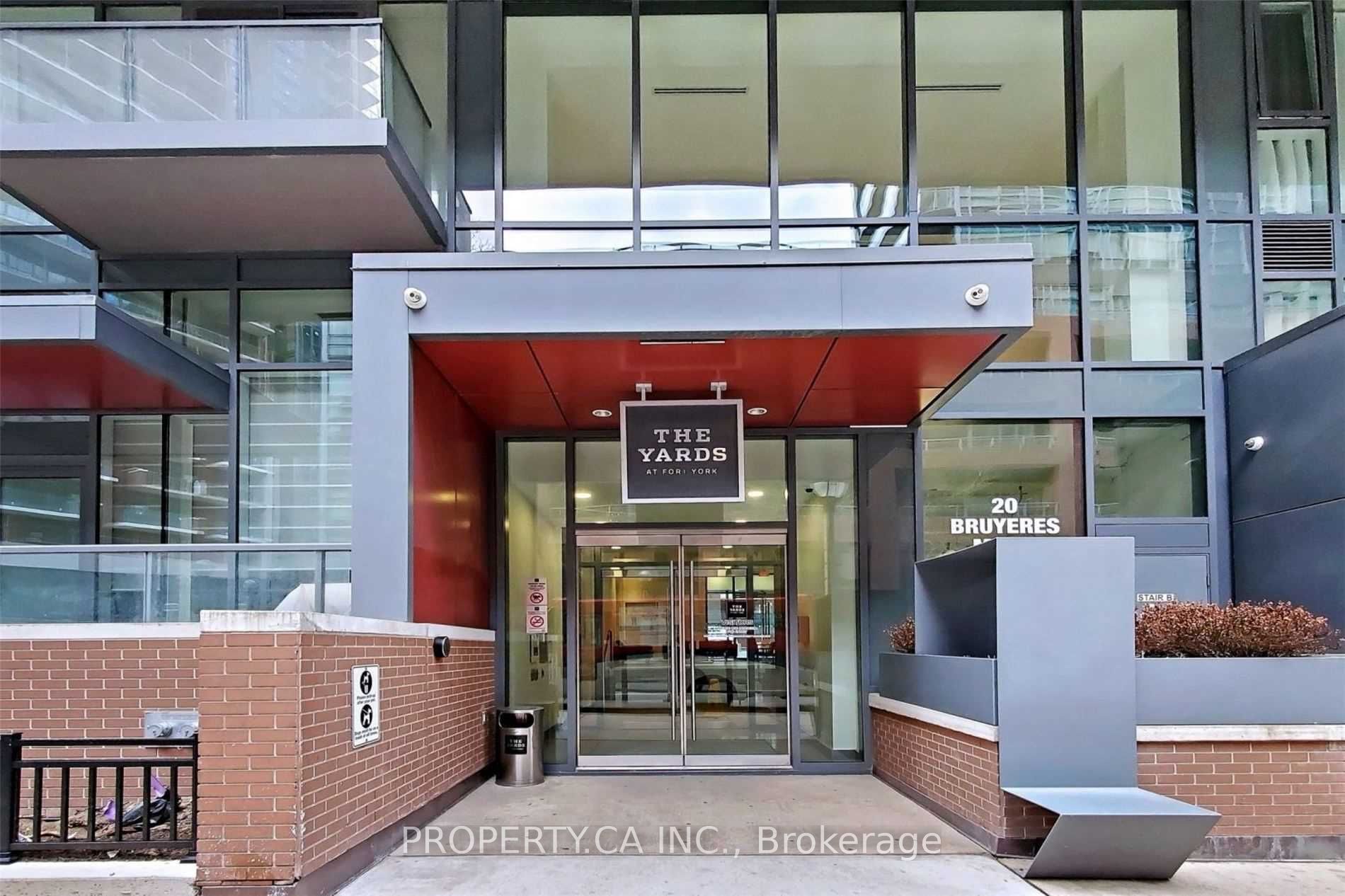 20 Bruyeres Mews 721, Toronto, ON M5V 0G8