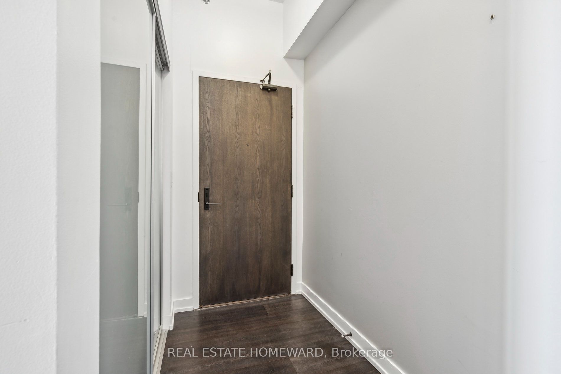 426 University Avenue 2010, Toronto, ON M5G 1S9 photo 5