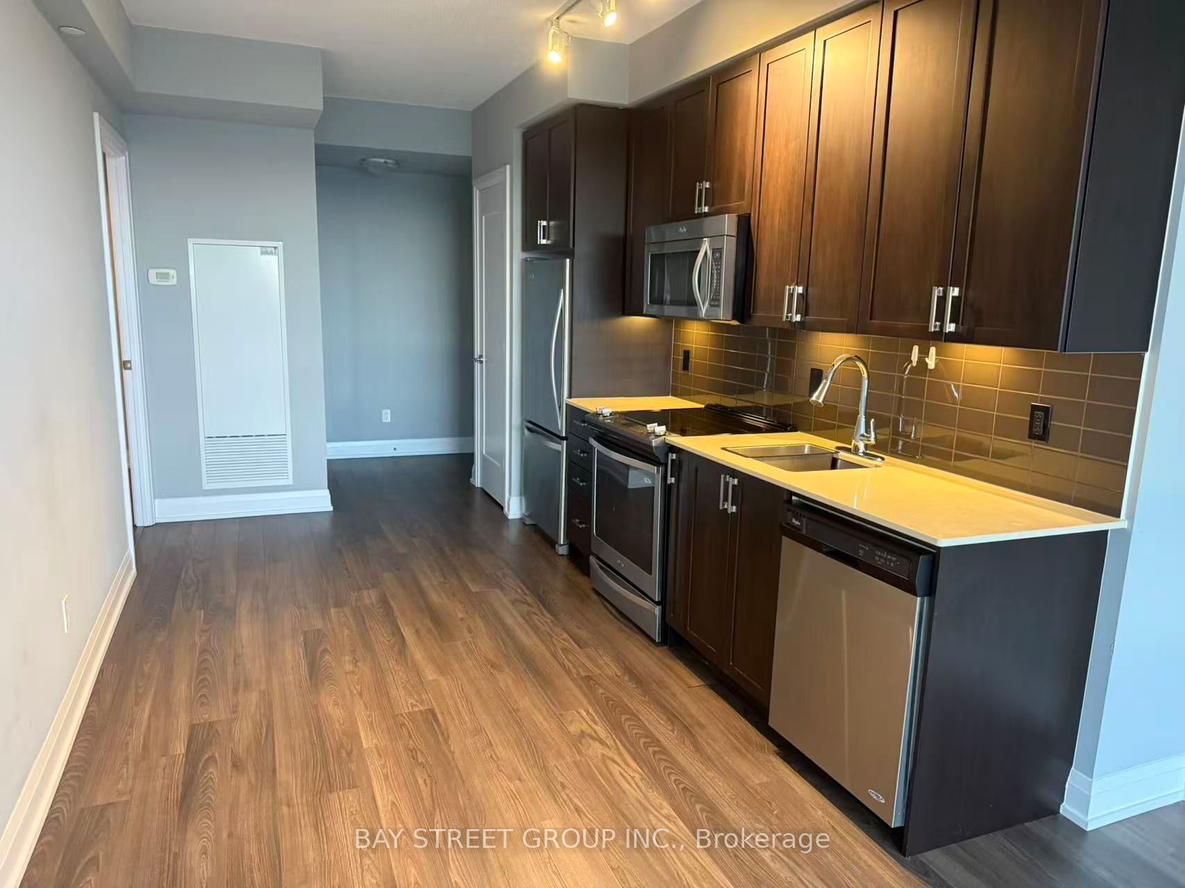 18 Graydon Hall Drive 1503, Toronto, ON M3A 0A4 photo 3
