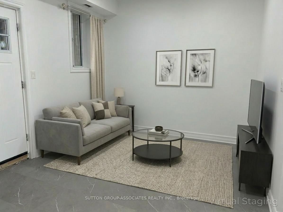 792 College Street 2nd fl, Toronto, ON M6G 1C5 photo 3