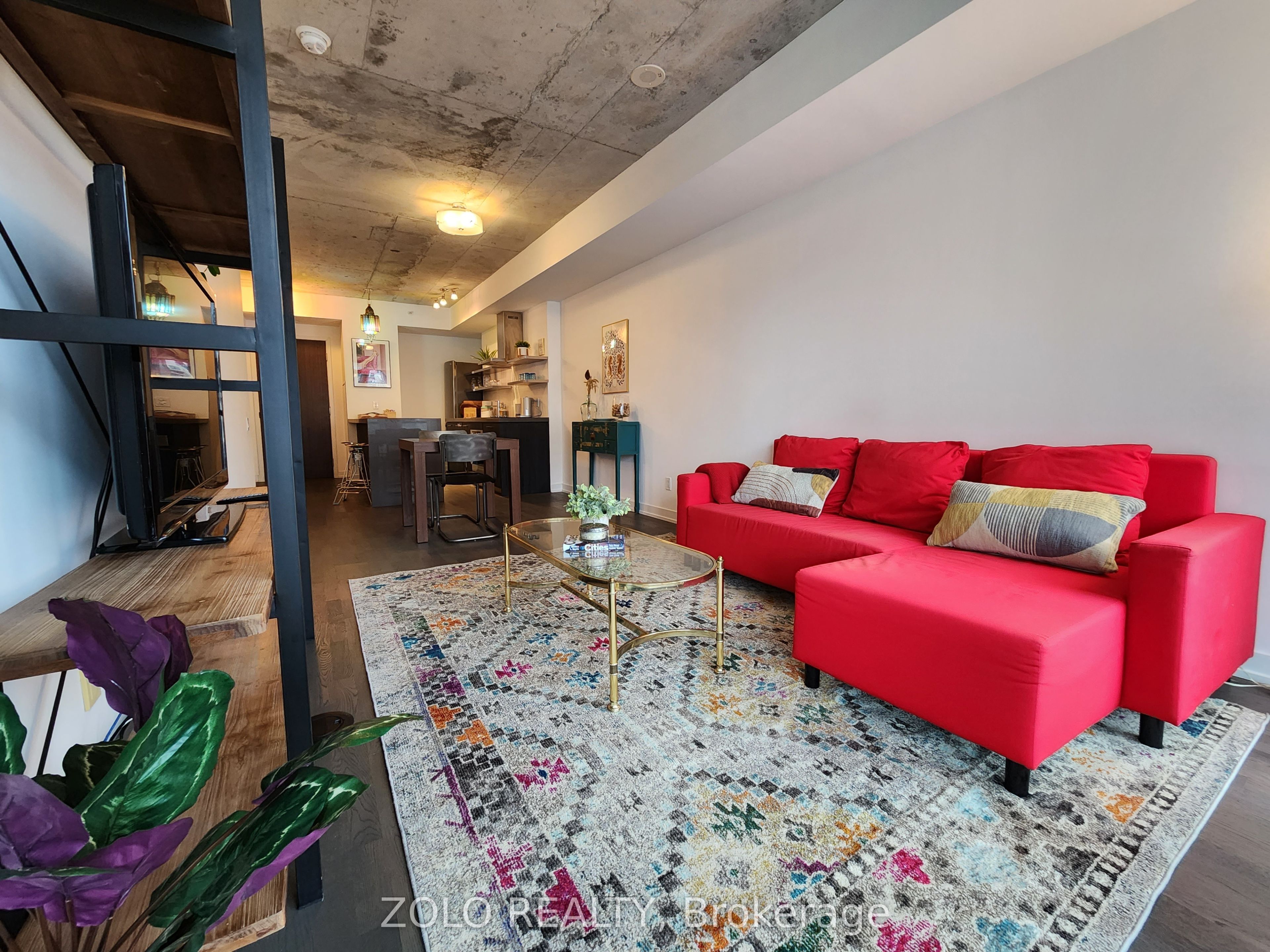 560 King Street W 710, Toronto, ON M5V 0L5 photo 3