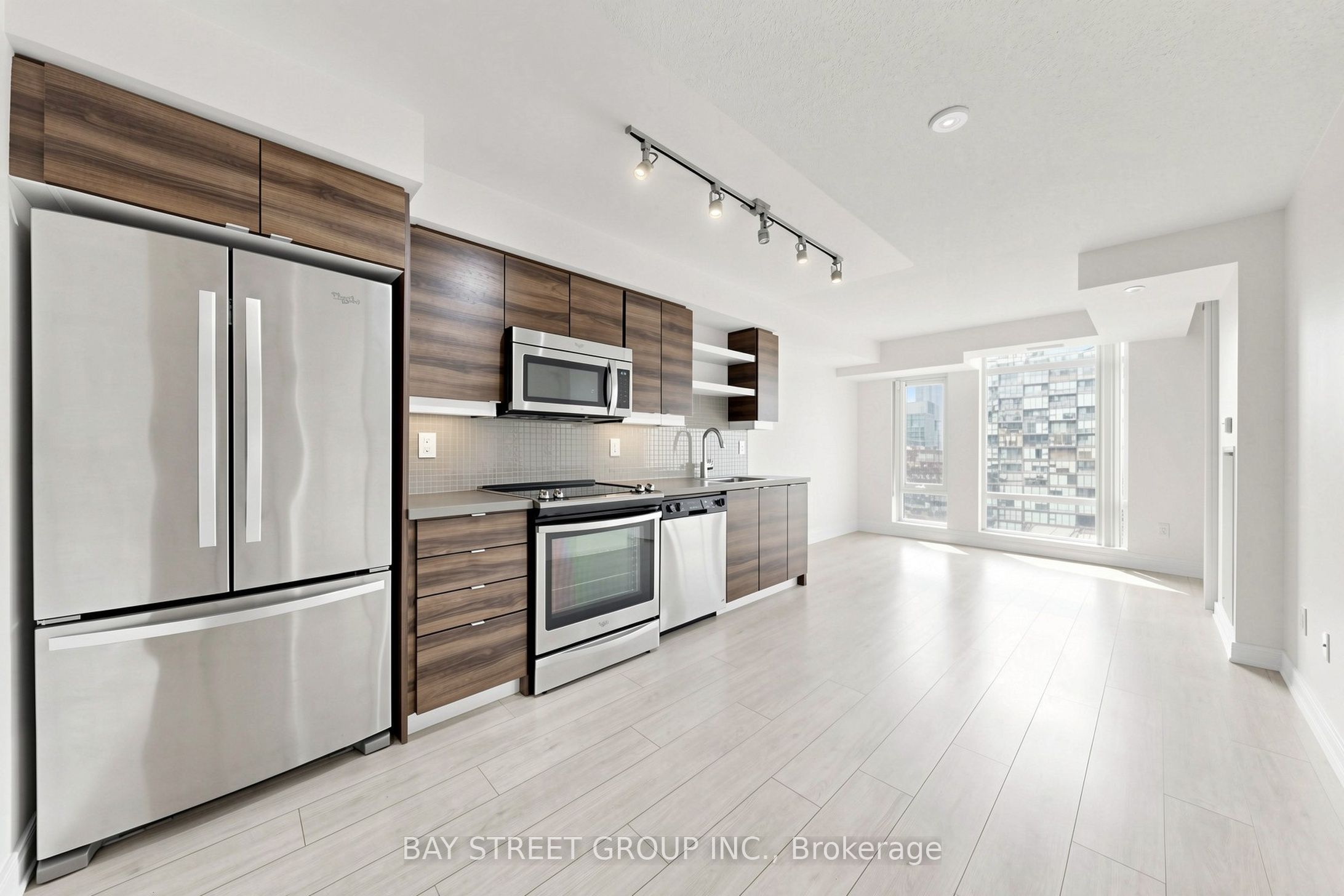 525 Adelaide Street W 1118, Toronto, ON M5V 1M7 photo 5