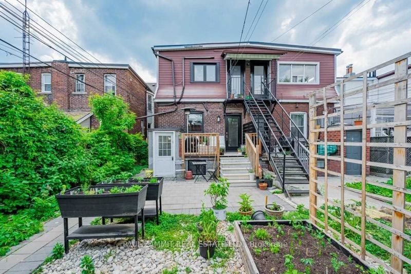 229 Christie Street 3, Toronto, ON M6G 3B5