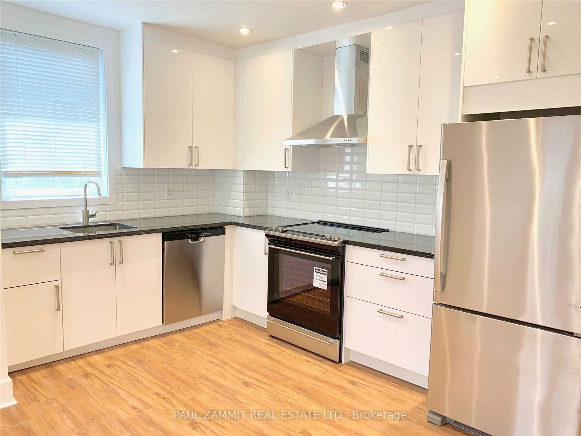 229 Christie Street 3, Toronto, ON M6G 3B5 photo 2